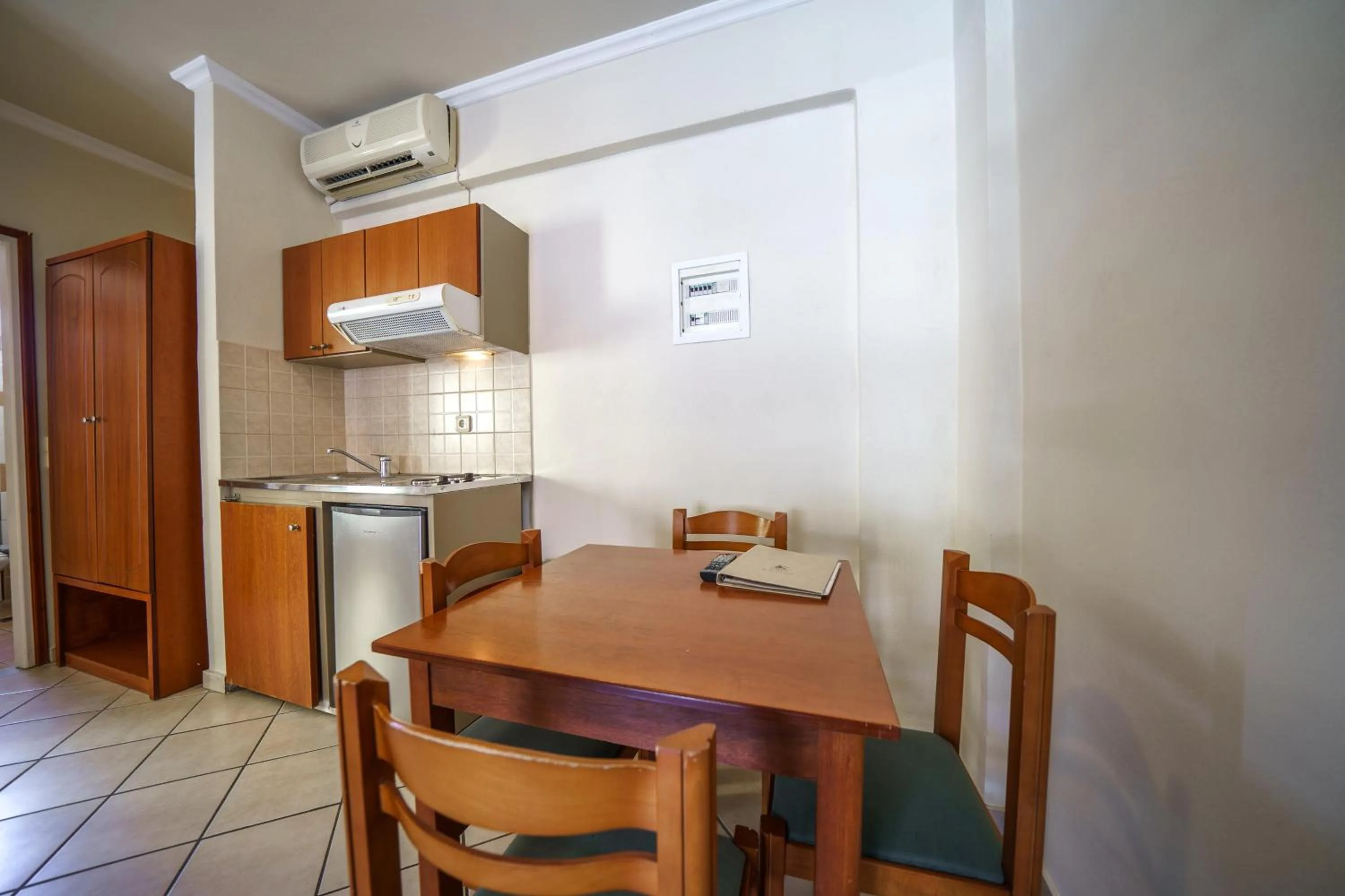 Porto Kalamaki Hotel