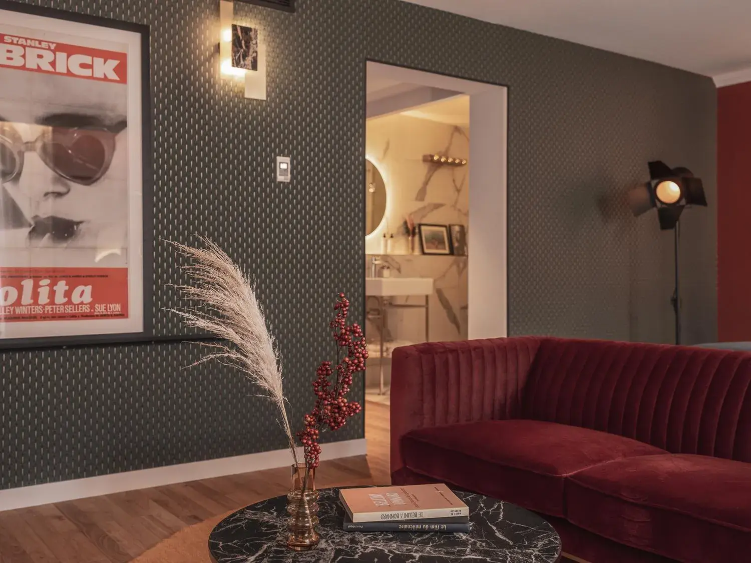 Living room in Seven Hotel Paris Living room in Seven Hotel Paris