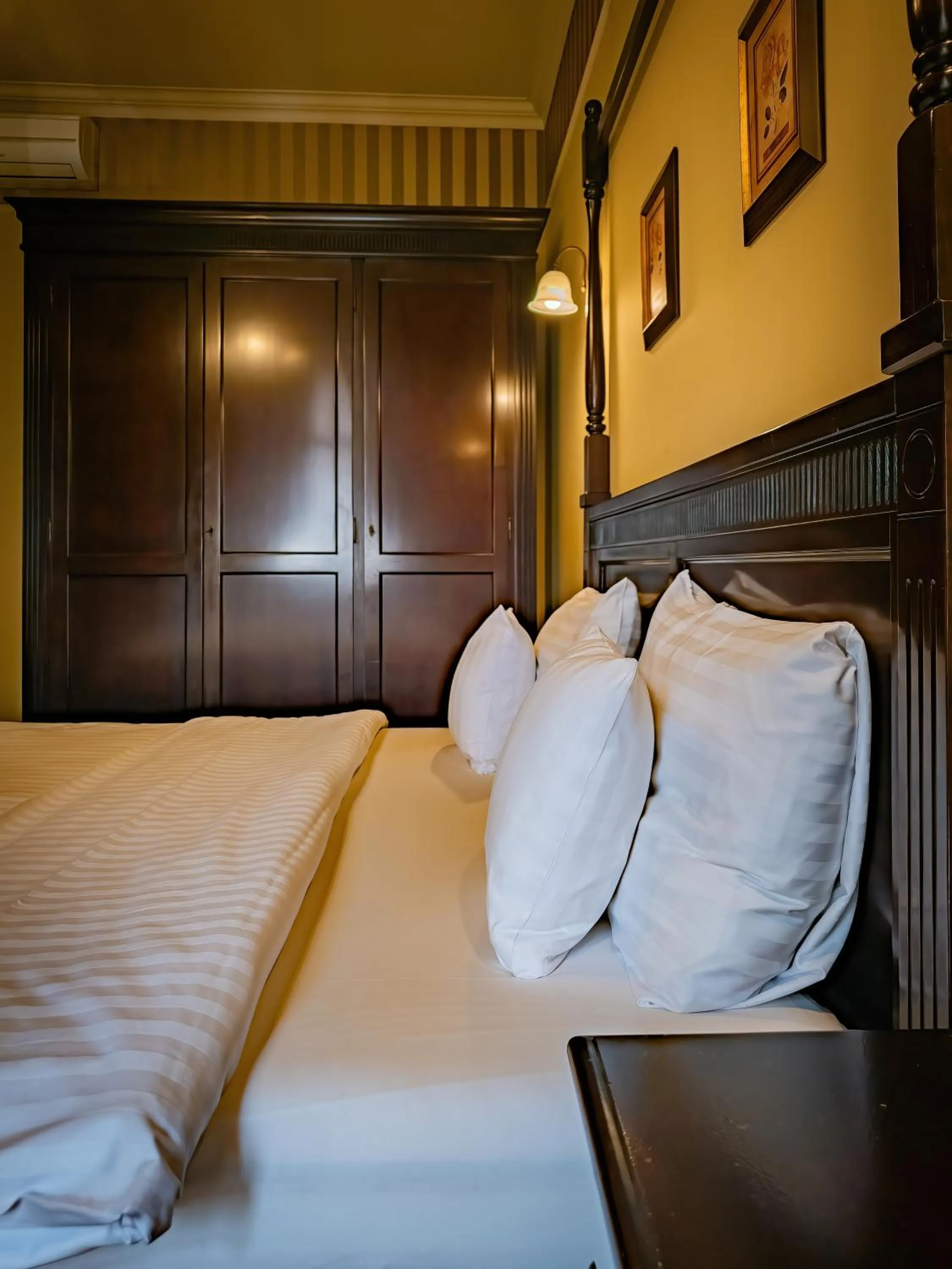 Bedroom, Bed in Aparthotel Iosefin Residence