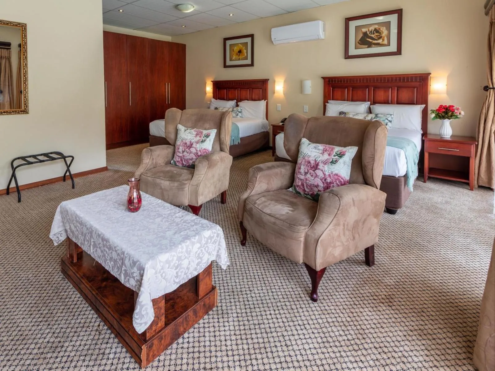 Bed in Global Village Guest House