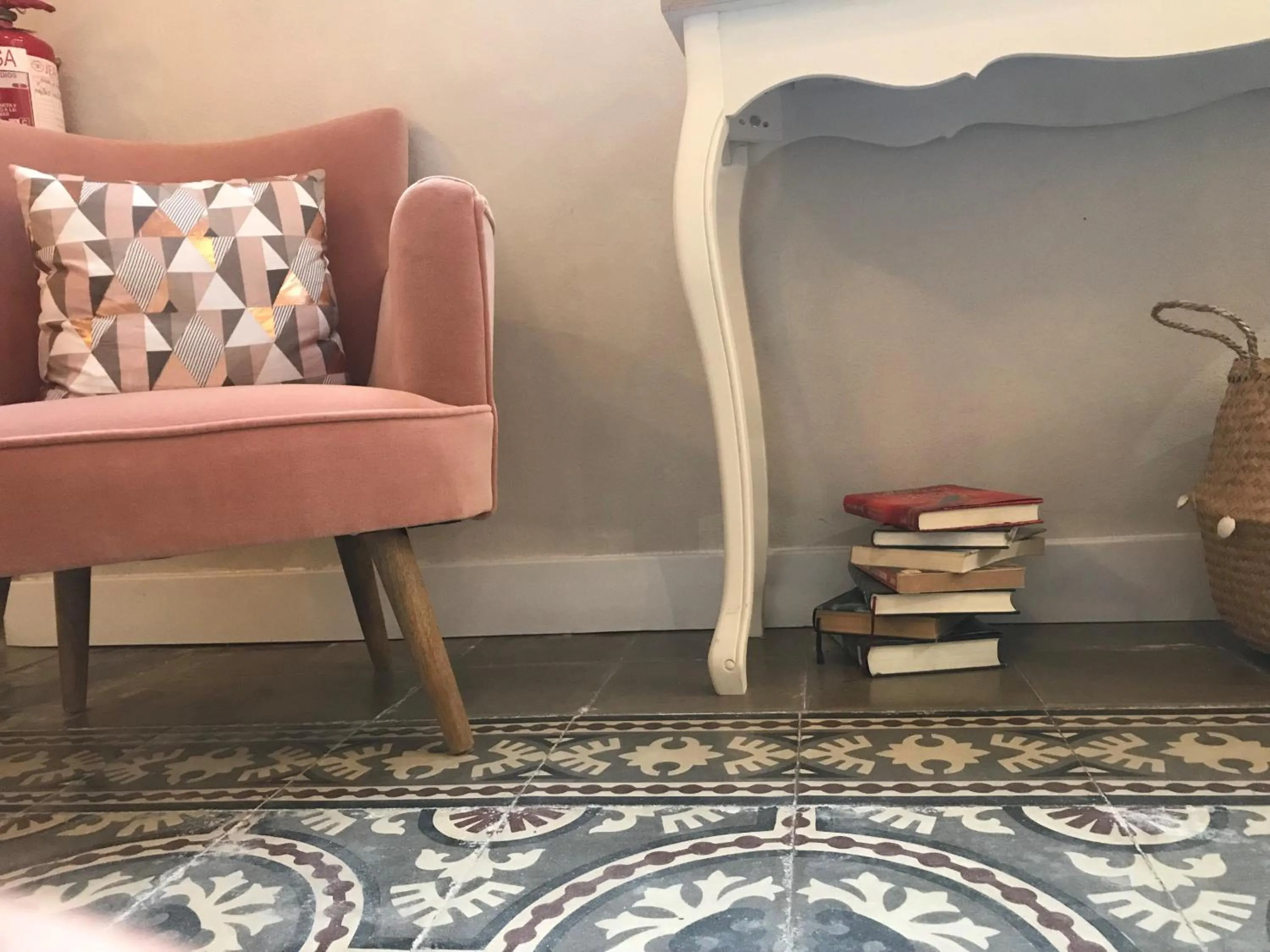 Property building in Hostal Boutique La Española