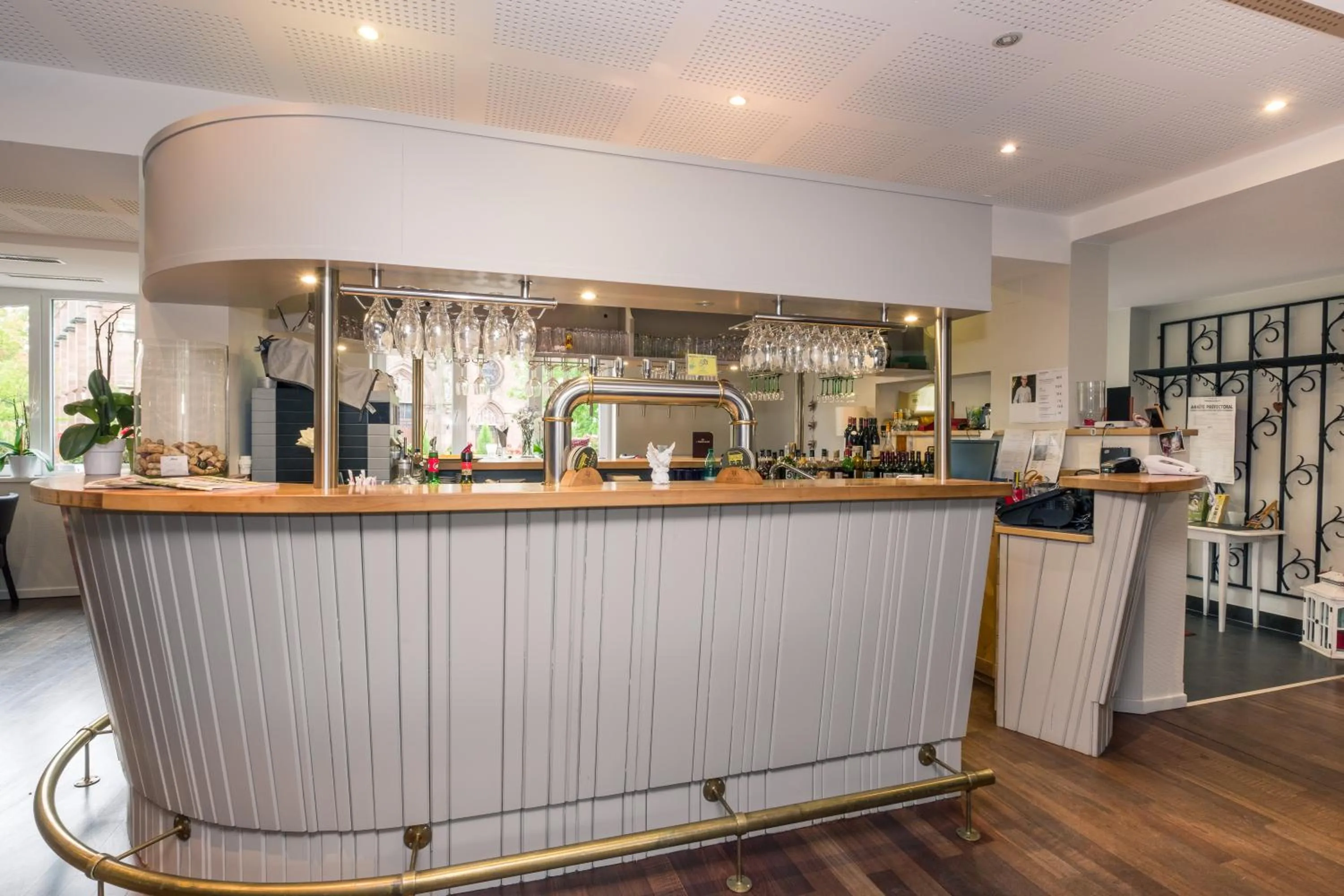 Restaurant/places to eat in Hôtel Restaurant Notre Dame