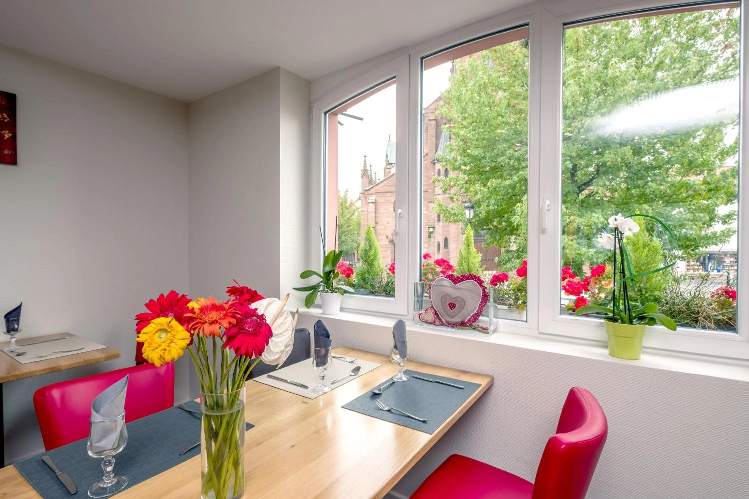 Restaurant/places to eat in Hôtel Restaurant Notre Dame