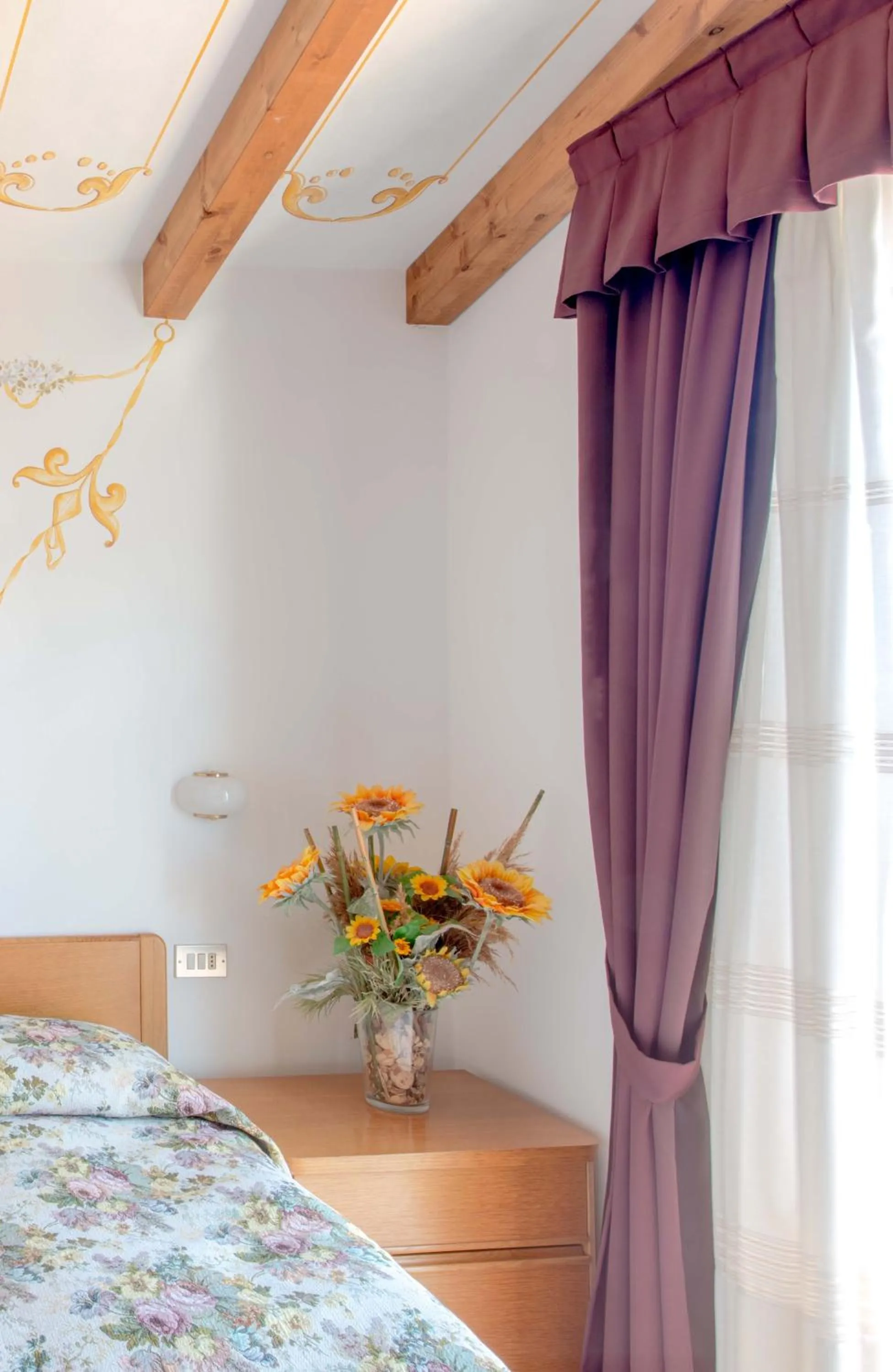 Bed in Village Hotel Lucia