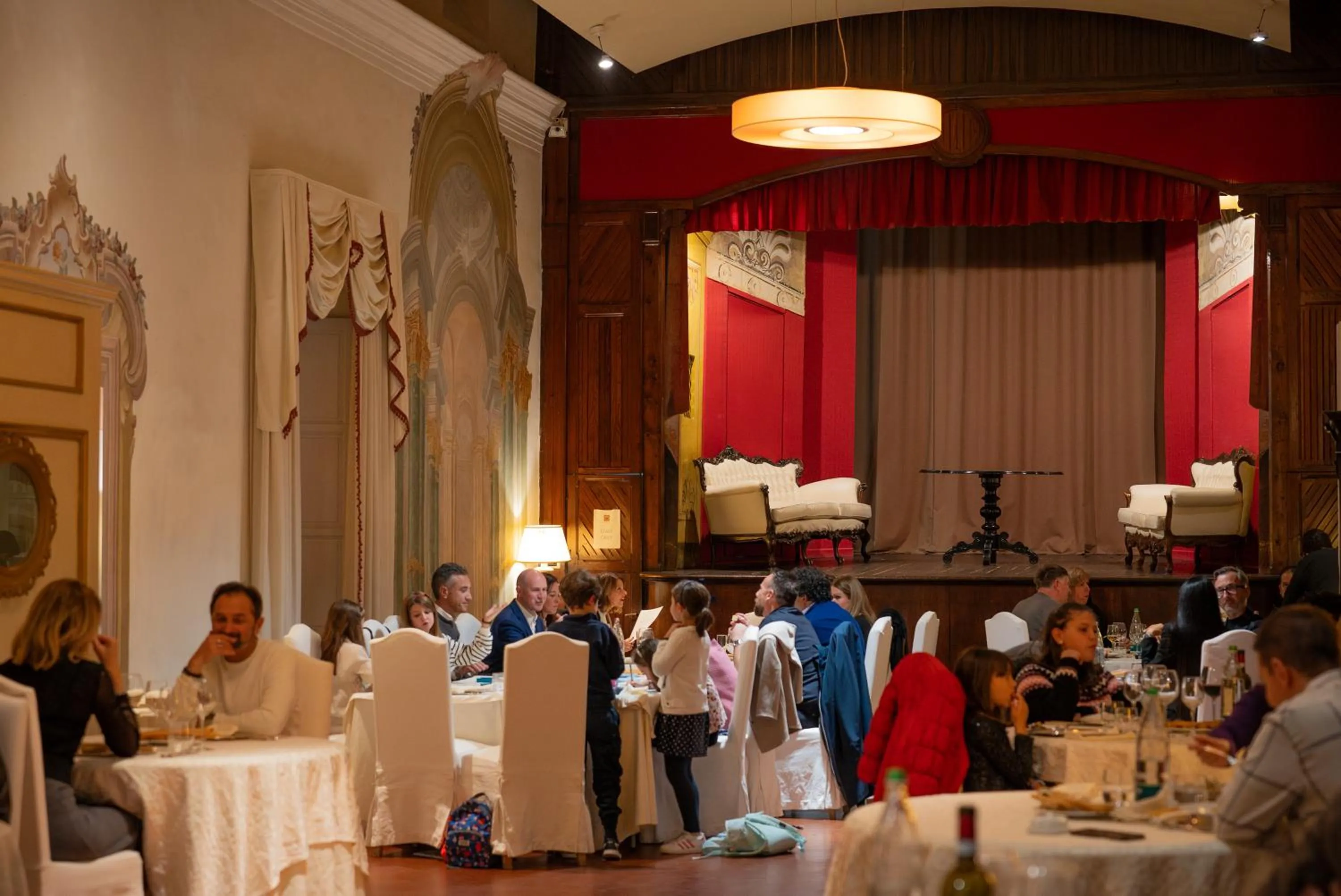 Restaurant/places to eat in Hotel I Somaschi