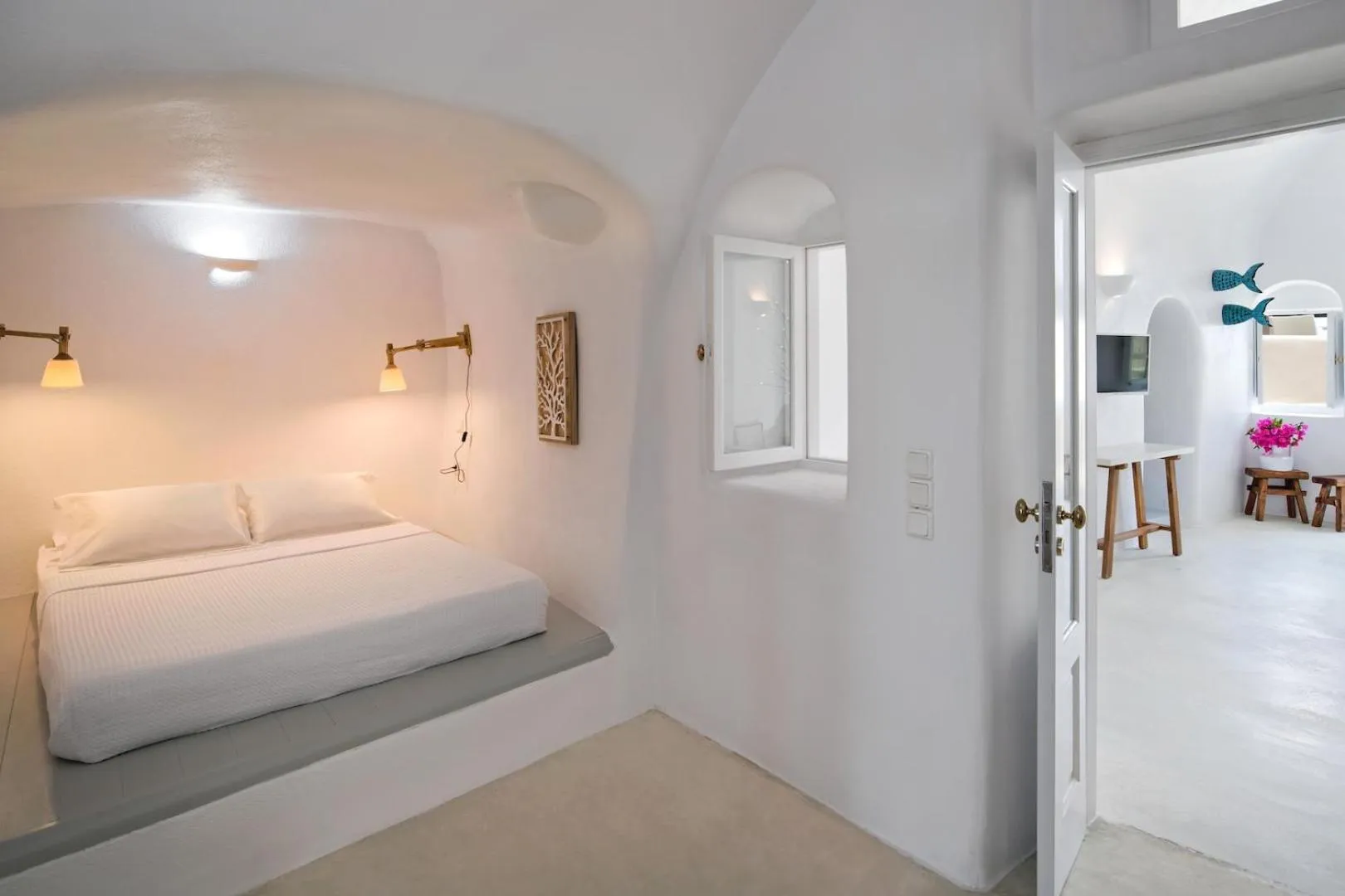 Bed in Cosmoia Cave House