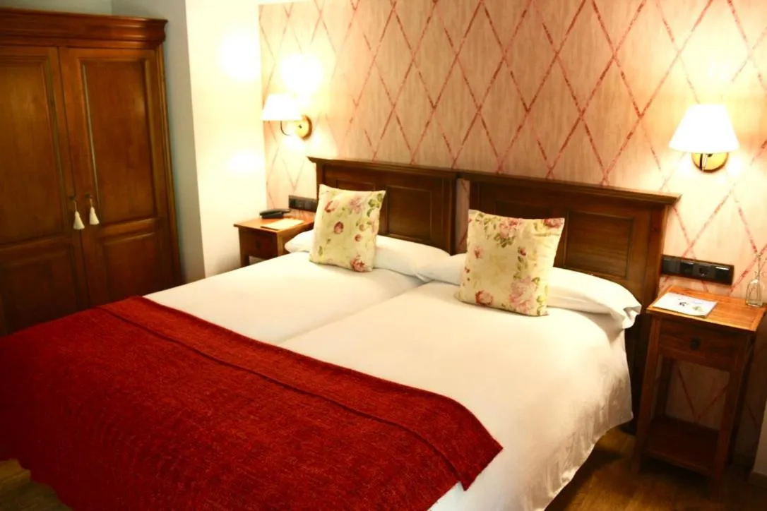 Bedroom, Bed in Hotel Casa Arcas