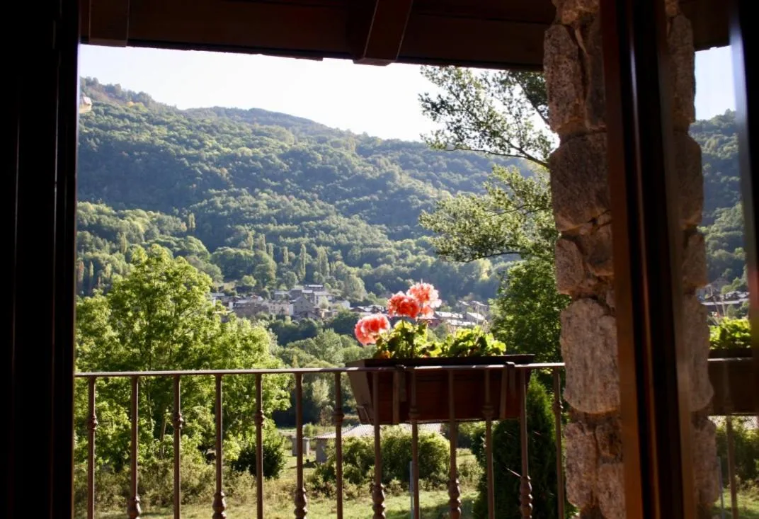 Mountain view in Hotel Casa Arcas