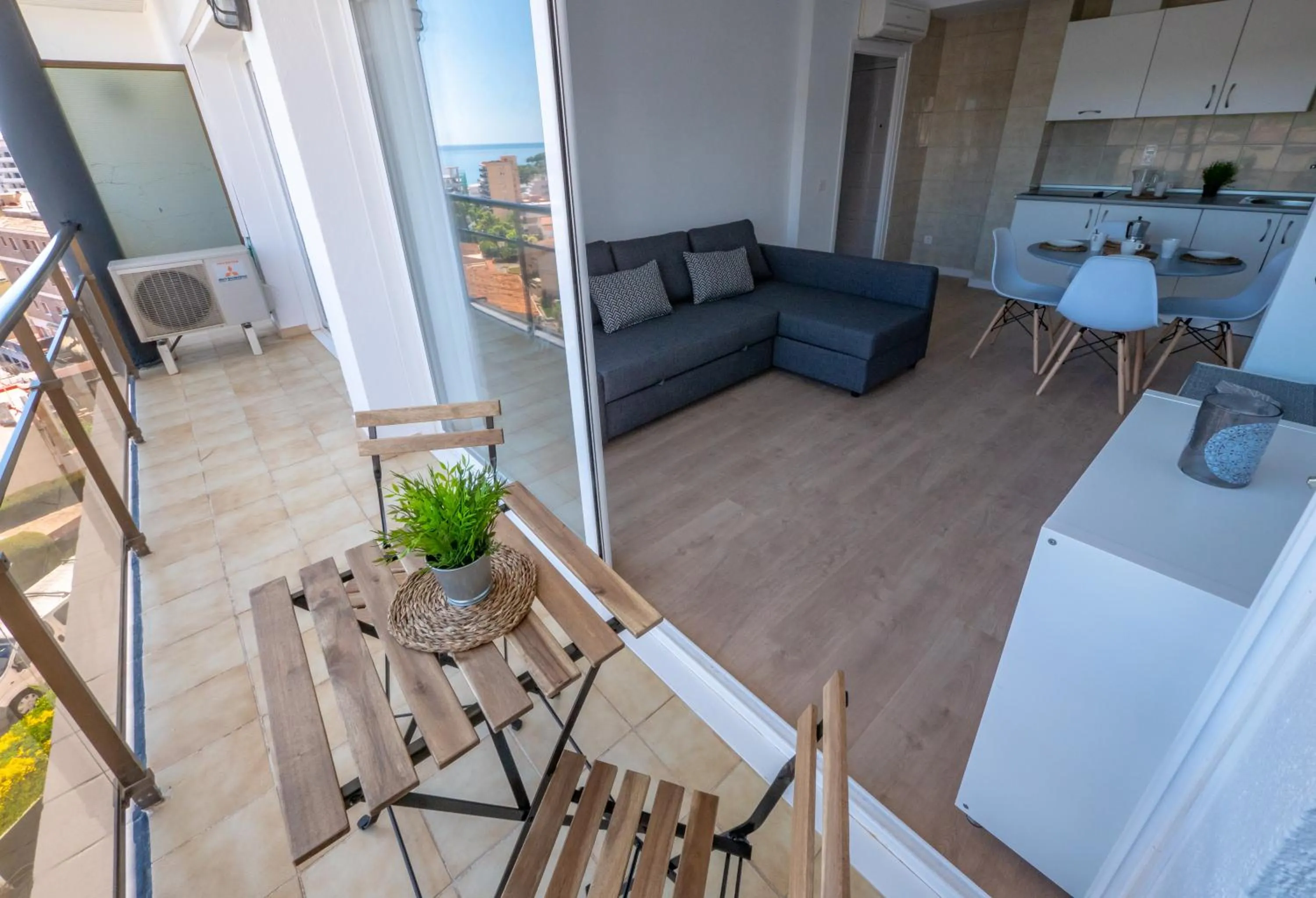 Apartamentos AR Melrose Place