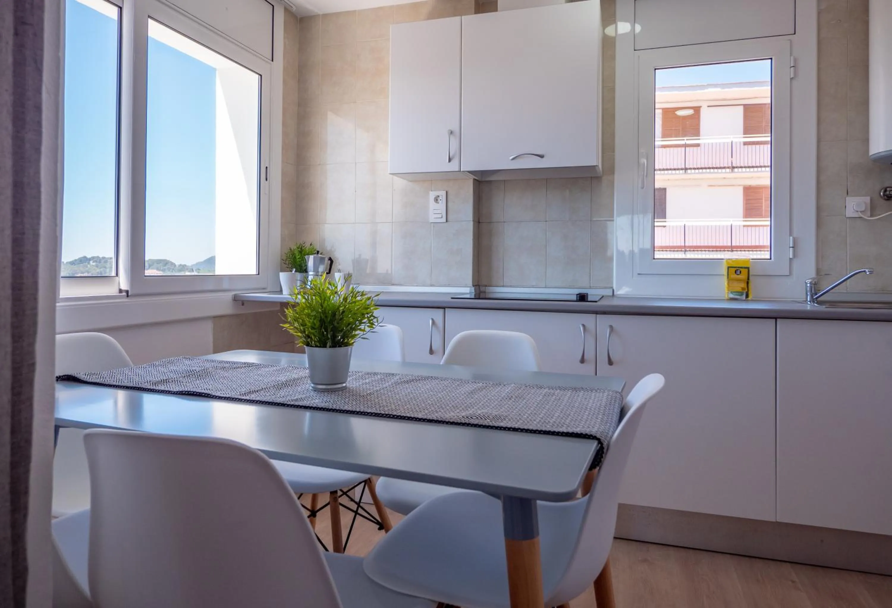 Apartamentos AR Melrose Place