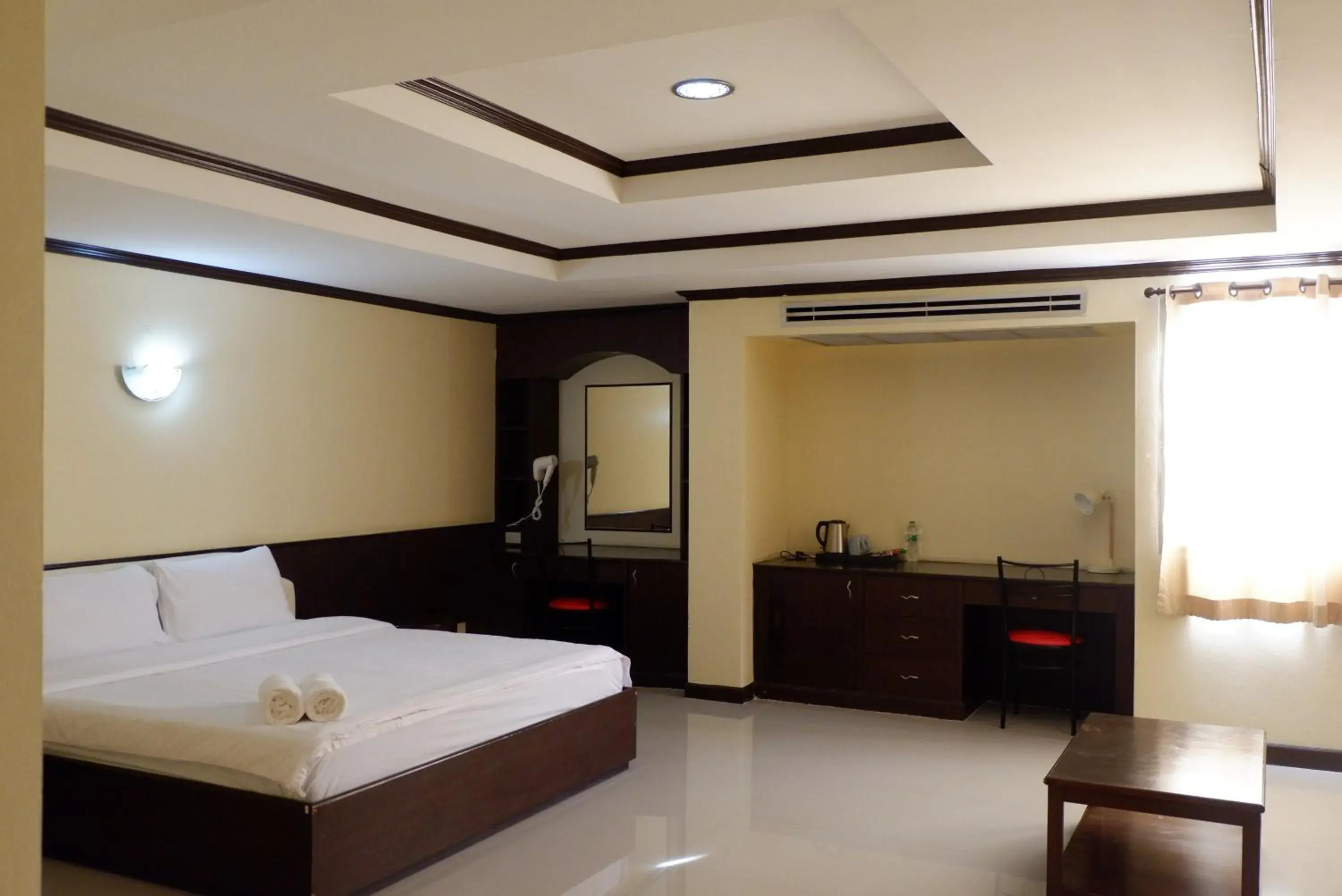 Bedroom, Bed in Auychai Grand Hotel Bedroom, Bed in Auychai Grand Hotel