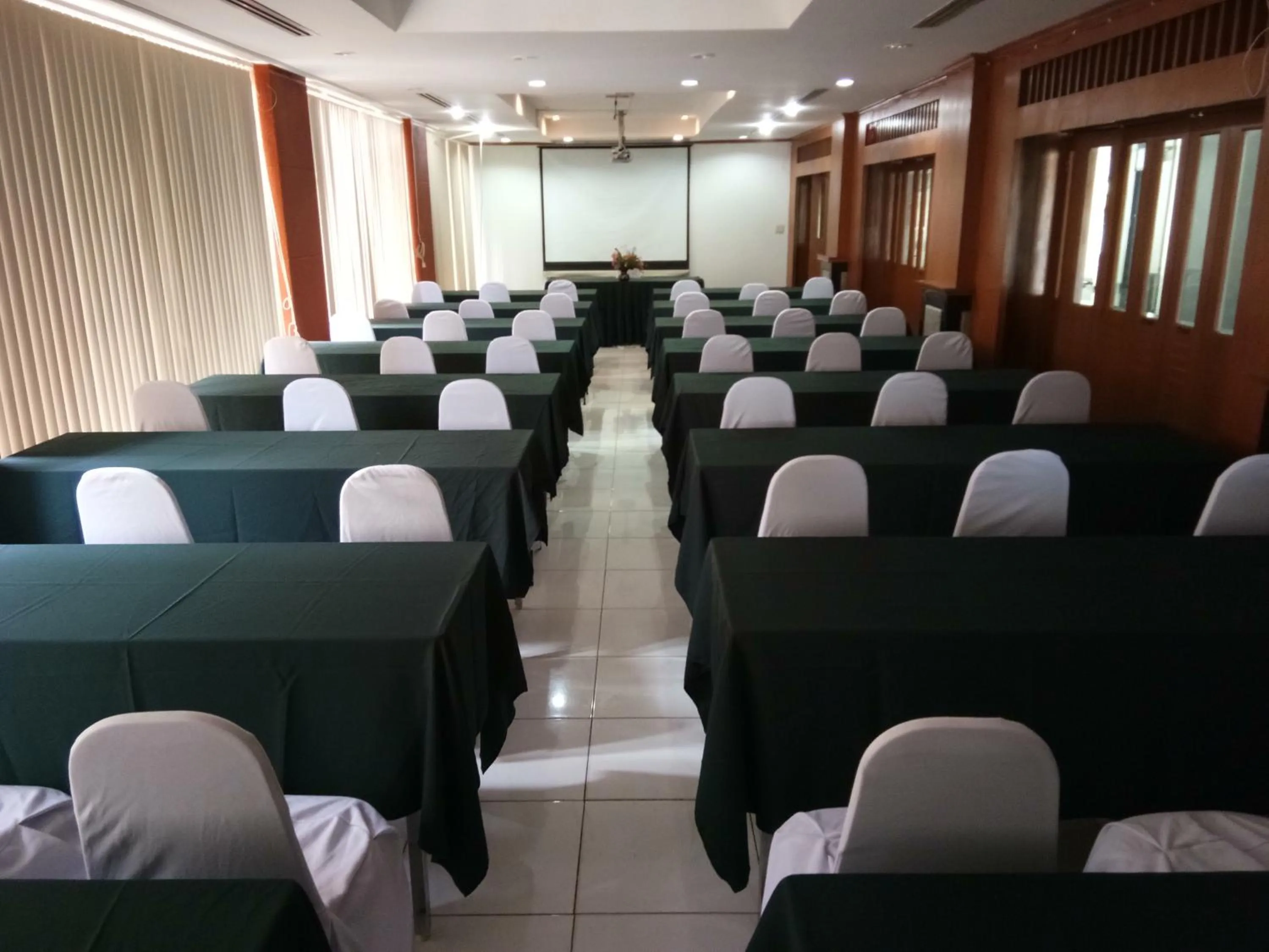 Meeting/conference room in Auychai Grand Hotel