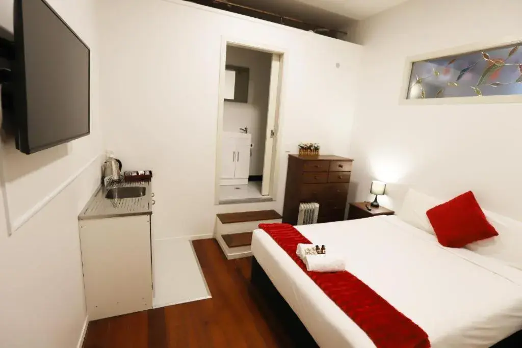 Queen Room with Private Bathroom in Aura Hotel Queen Room with Private Bathroom in Aura Hotel