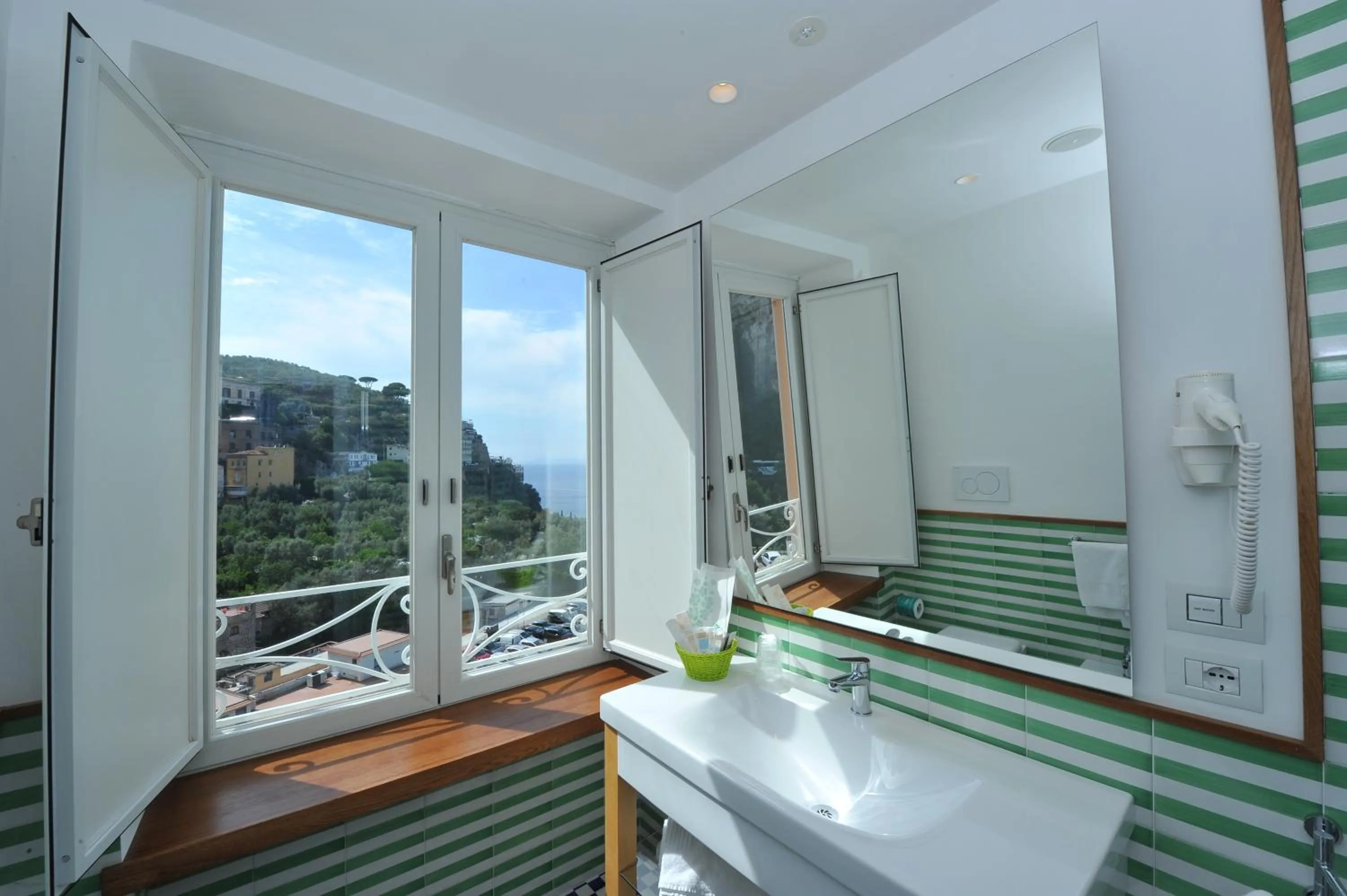 Bathroom in Maison Lauren