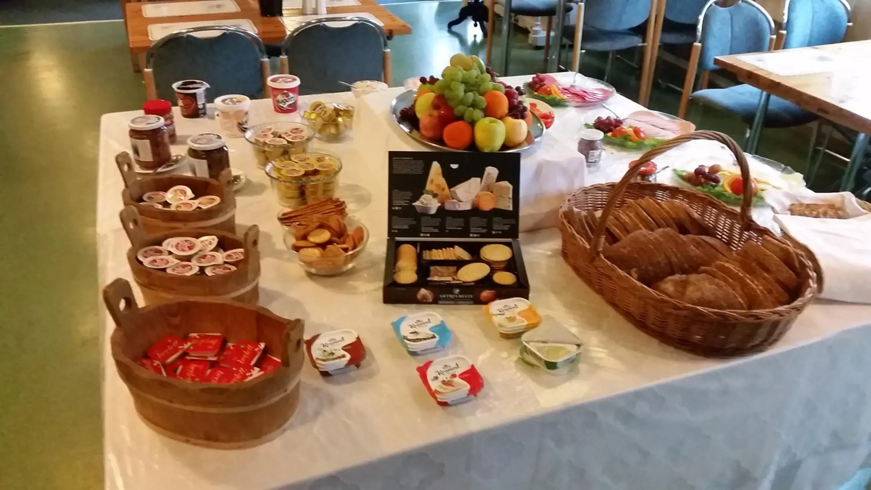 Breakfast in Skeisvang Gjestgiveri Breakfast in Skeisvang Gjestgiveri