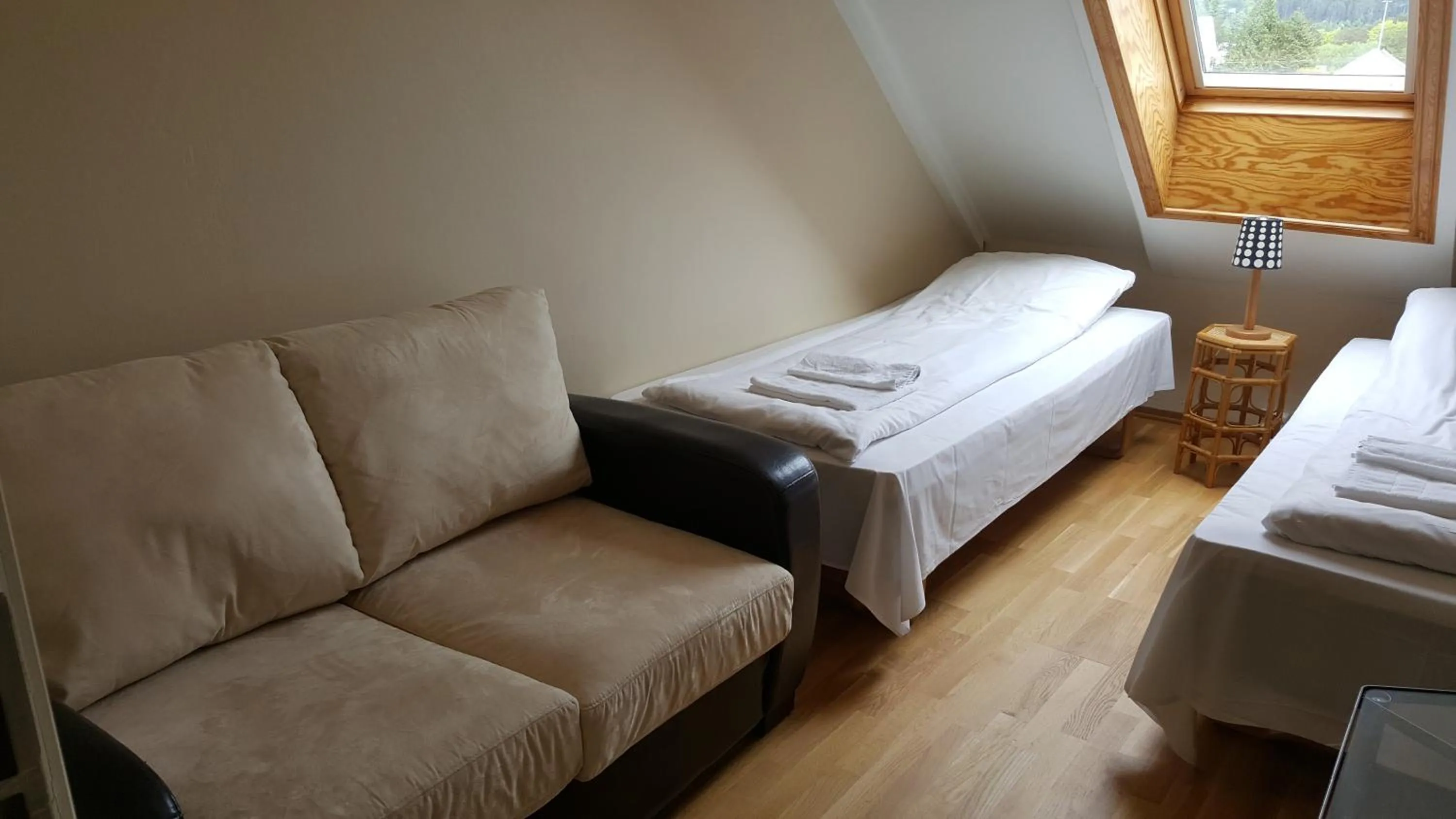 Spring, Bed in Skeisvang Gjestgiveri