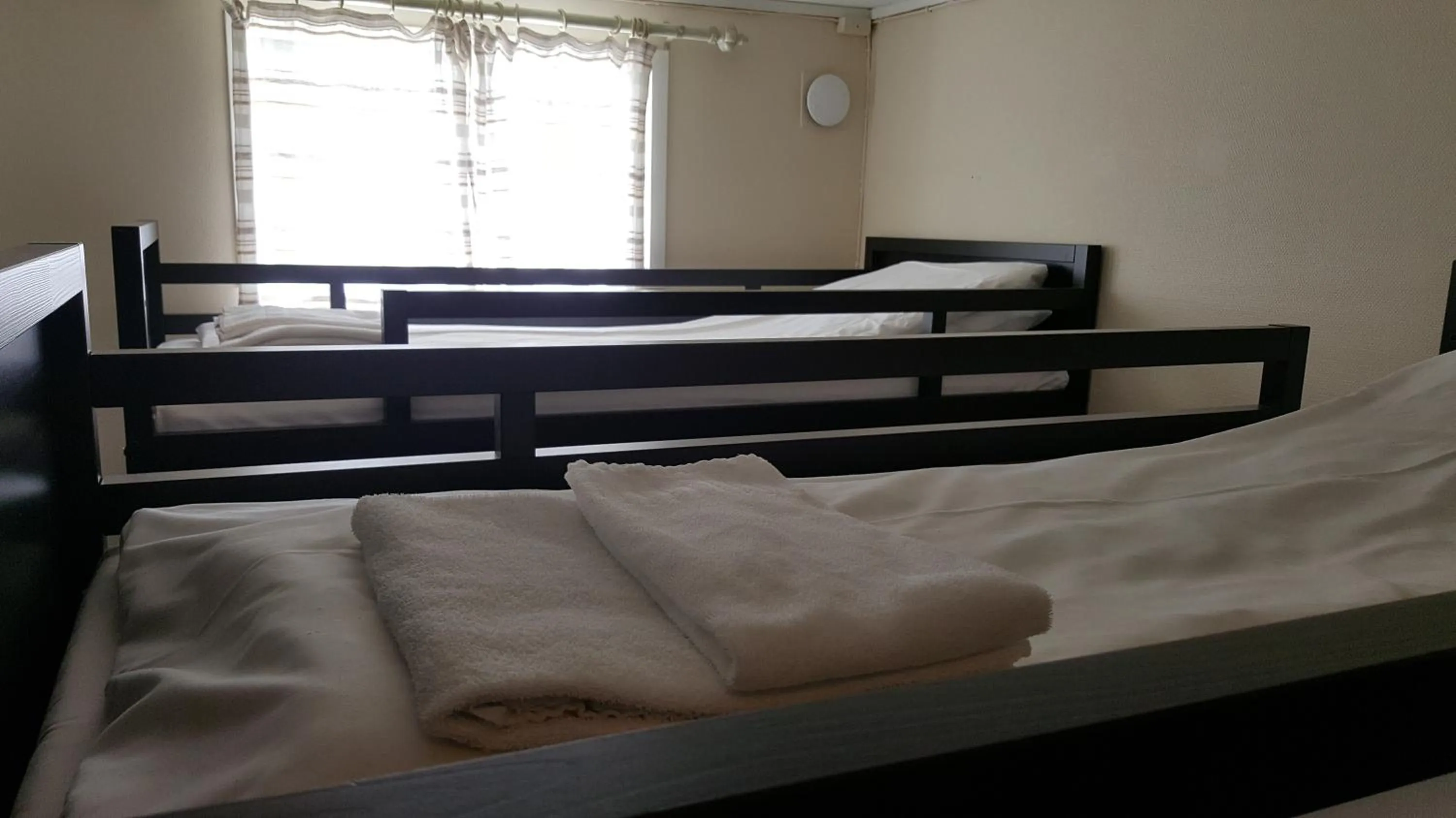 Photo of the whole room, Bed in Skeisvang Gjestgiveri