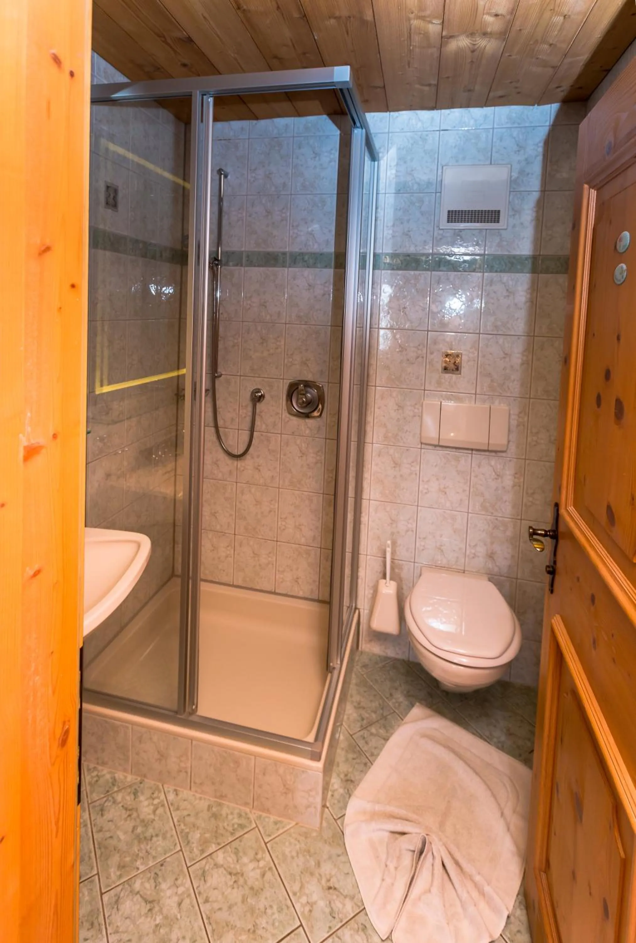 Toilet in Haus Alpenblick