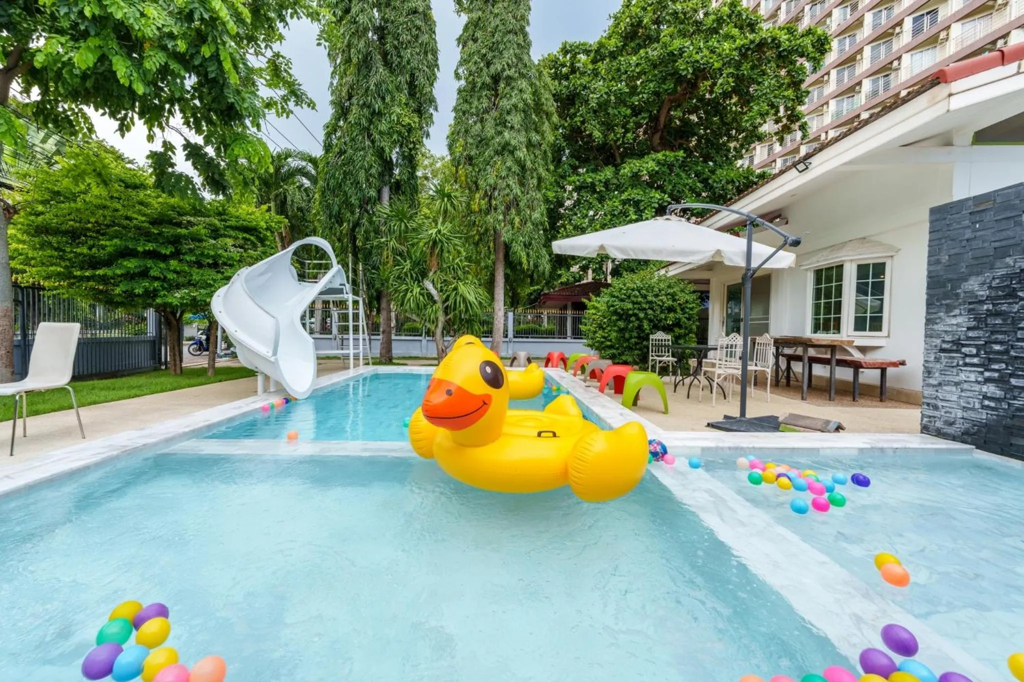 Swimming pool in Villa Navin Premiere Pool Villa