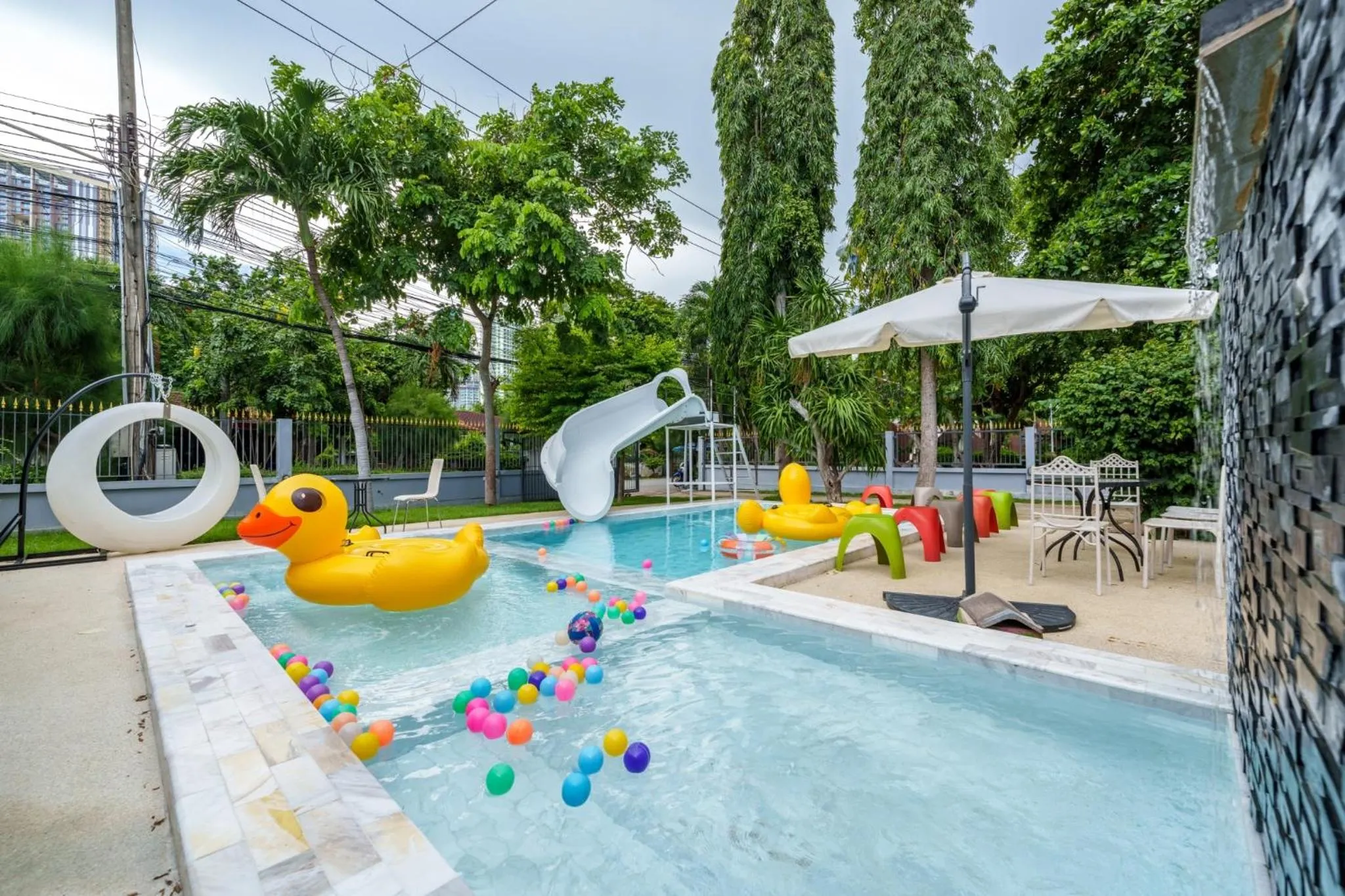 Swimming pool in Villa Navin Premiere Pool Villa