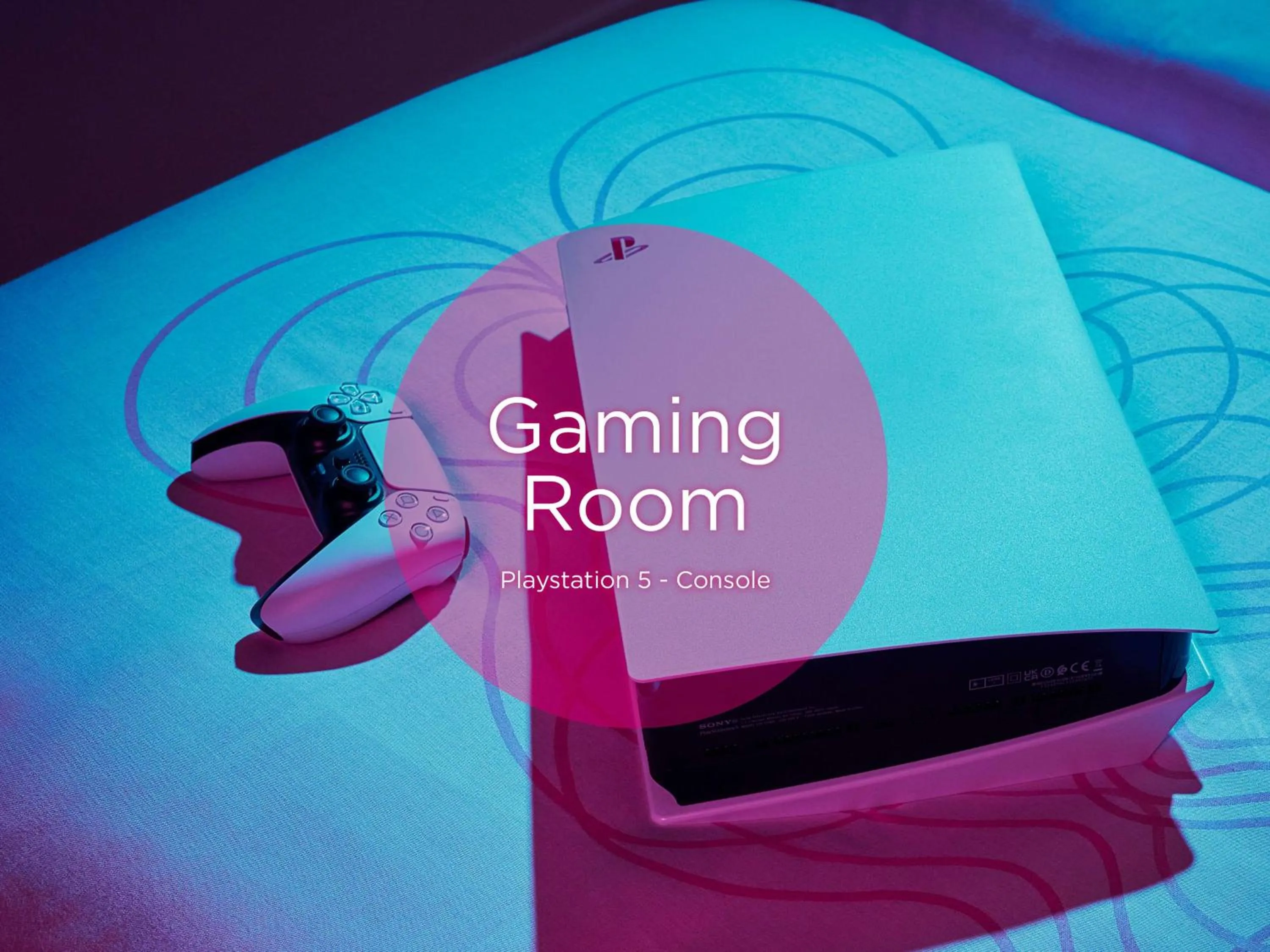 Bedroom in nhow Berlin