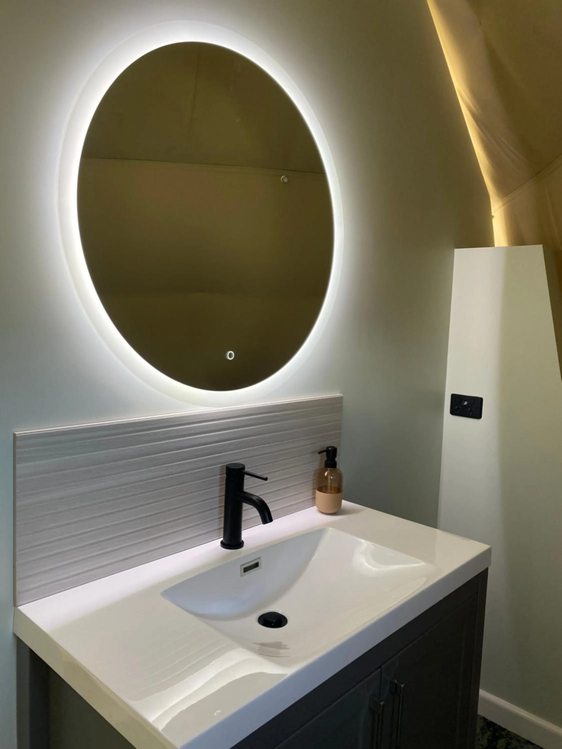 Bathroom in Ross Beach TOP10 Holiday Park