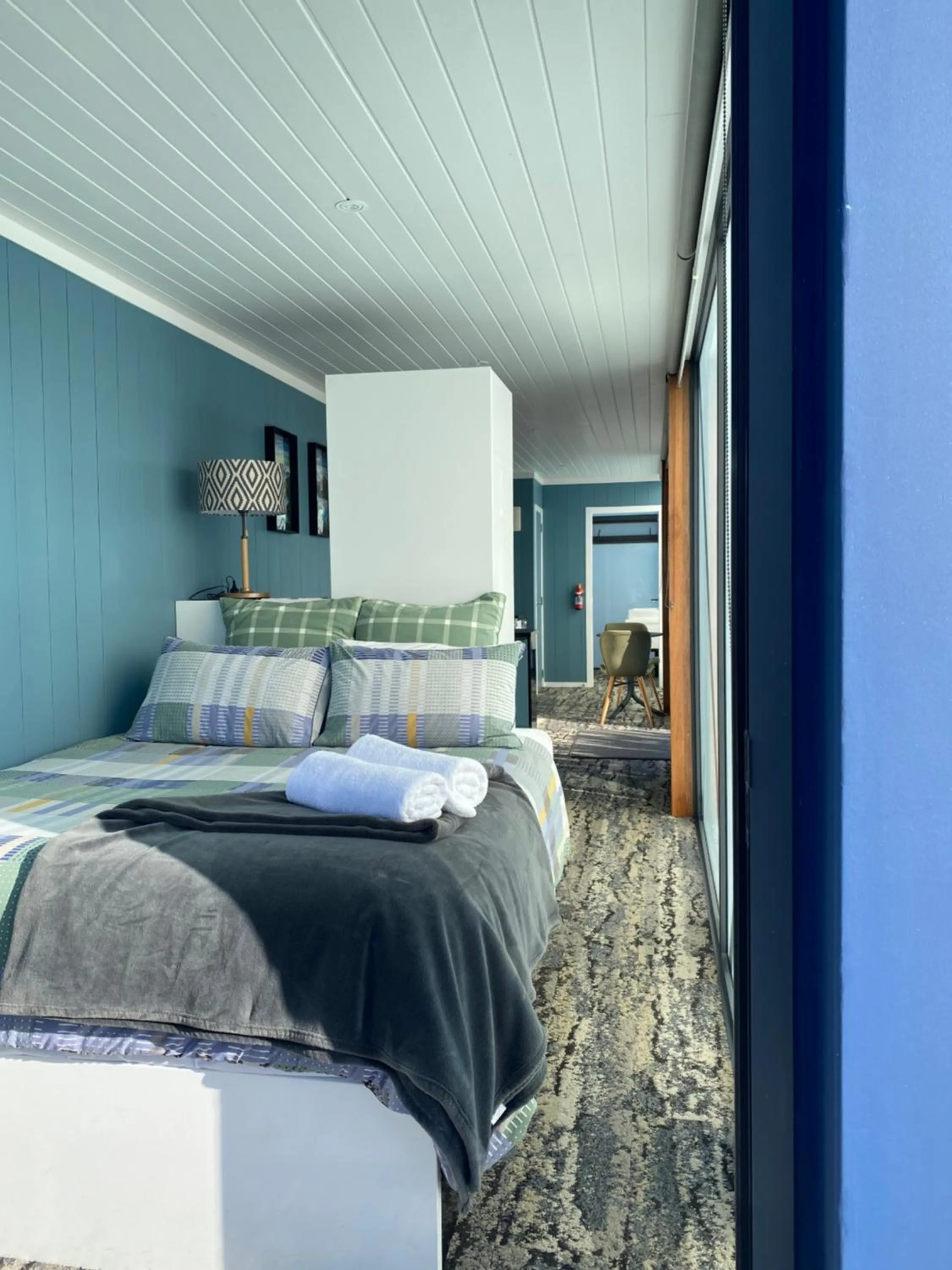 Photo of the whole room, Bed in Ross Beach TOP10 Holiday Park