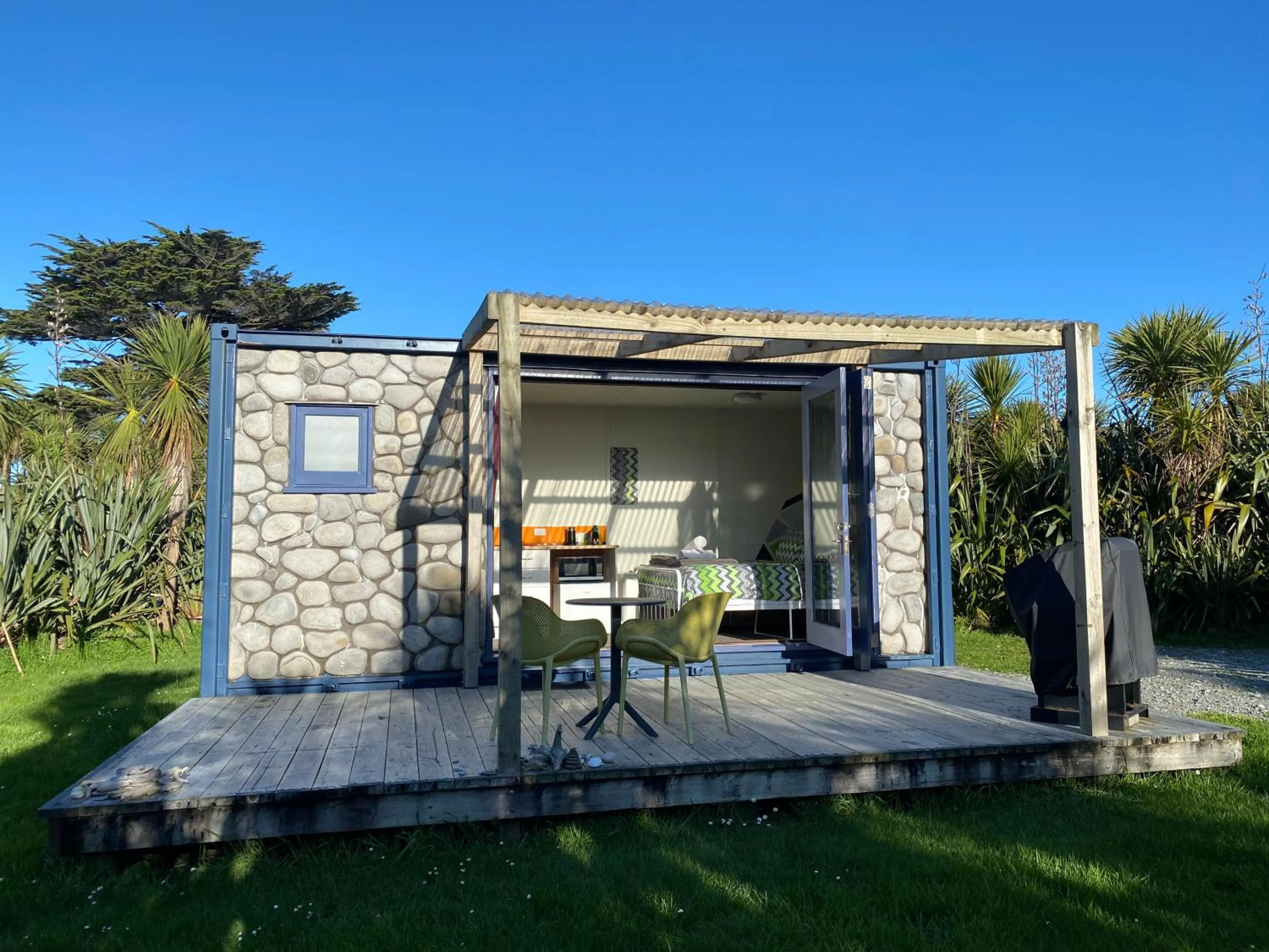 Property building in Ross Beach TOP10 Holiday Park