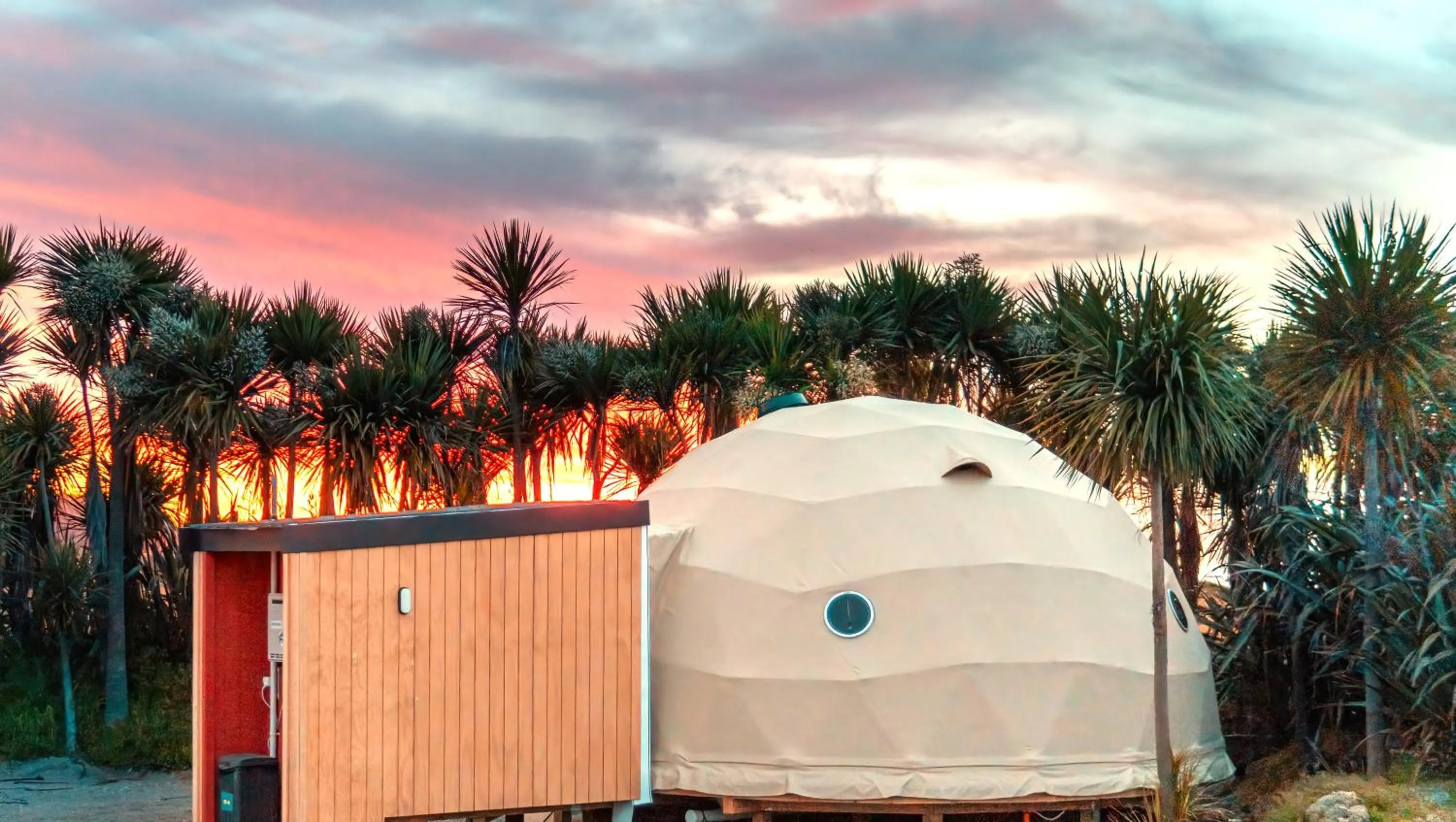 Property building in Ross Beach TOP10 Holiday Park