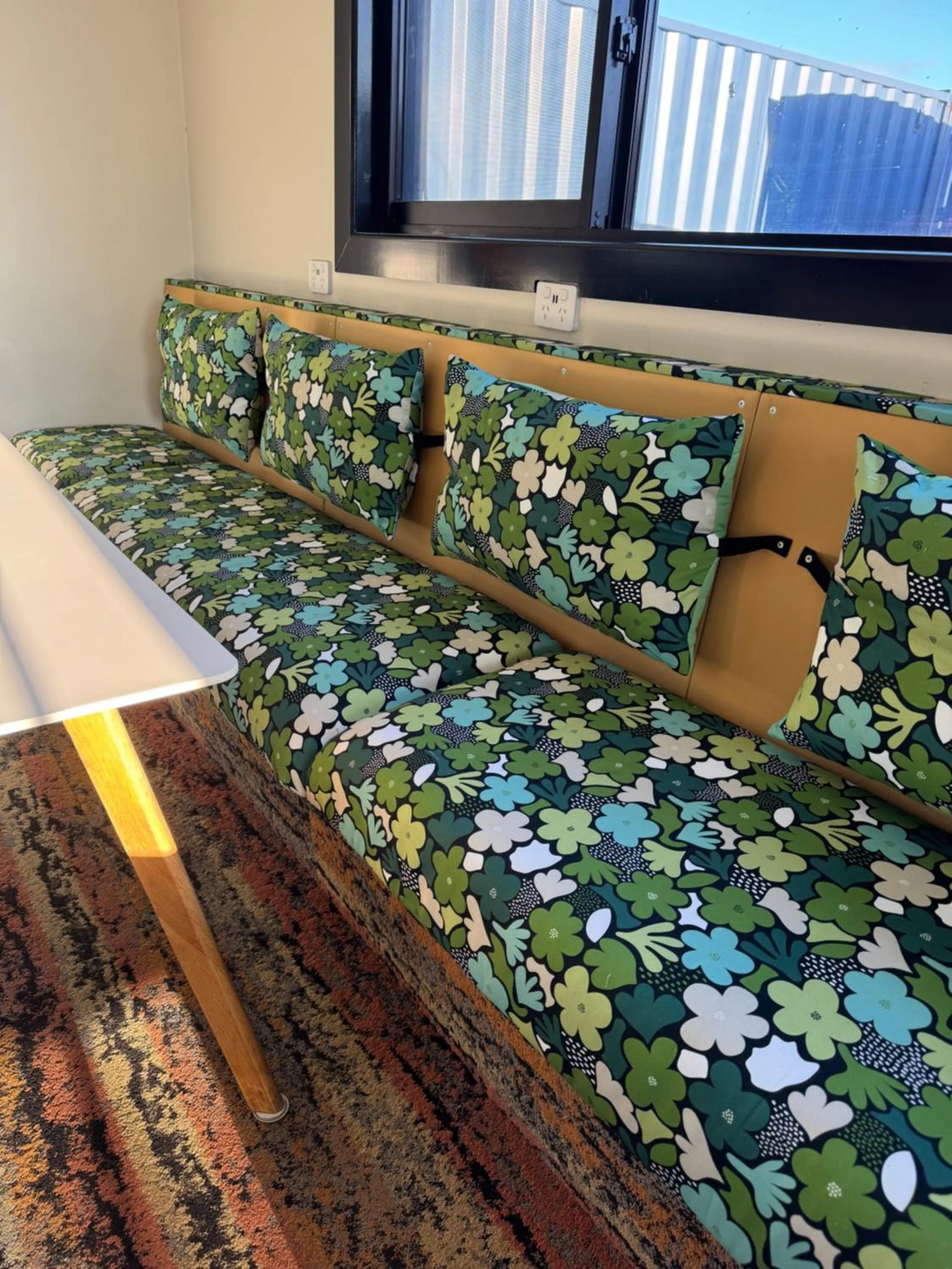 Communal lounge/ TV room in Ross Beach TOP10 Holiday Park