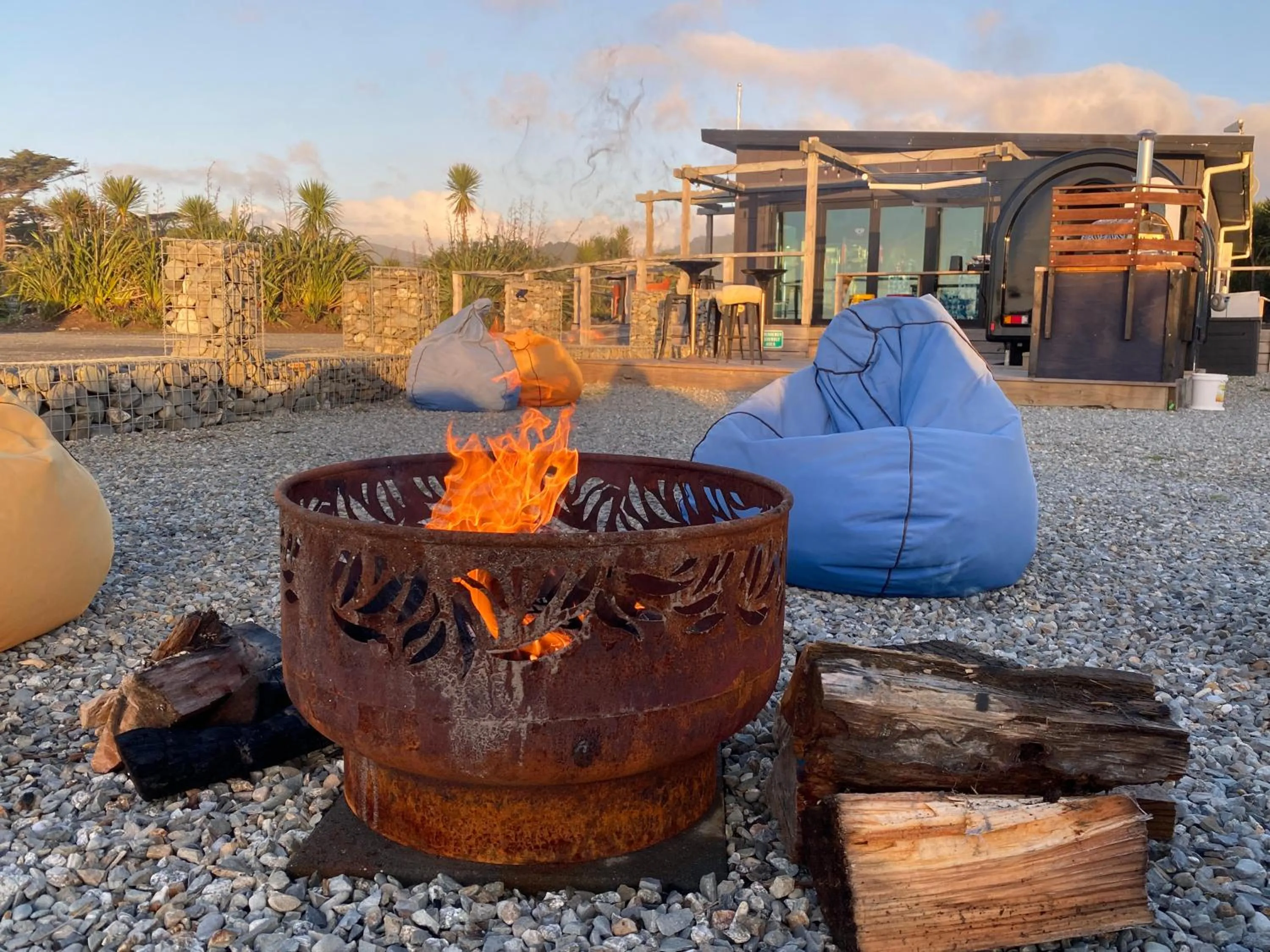 Lounge or bar in Ross Beach TOP10 Holiday Park