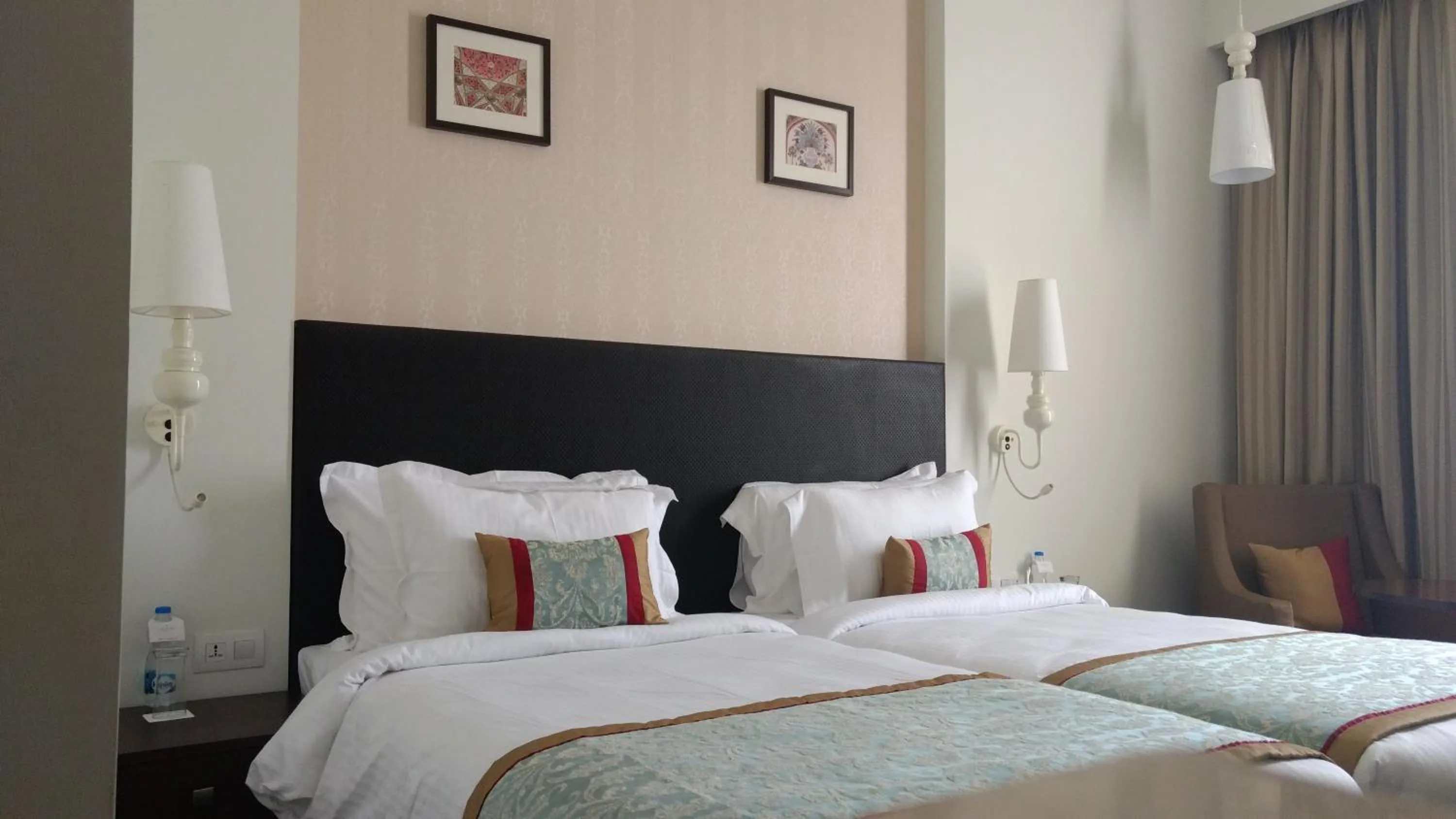 Photo of the whole room, Bed in Country Inn & Suites by Radisson Kota