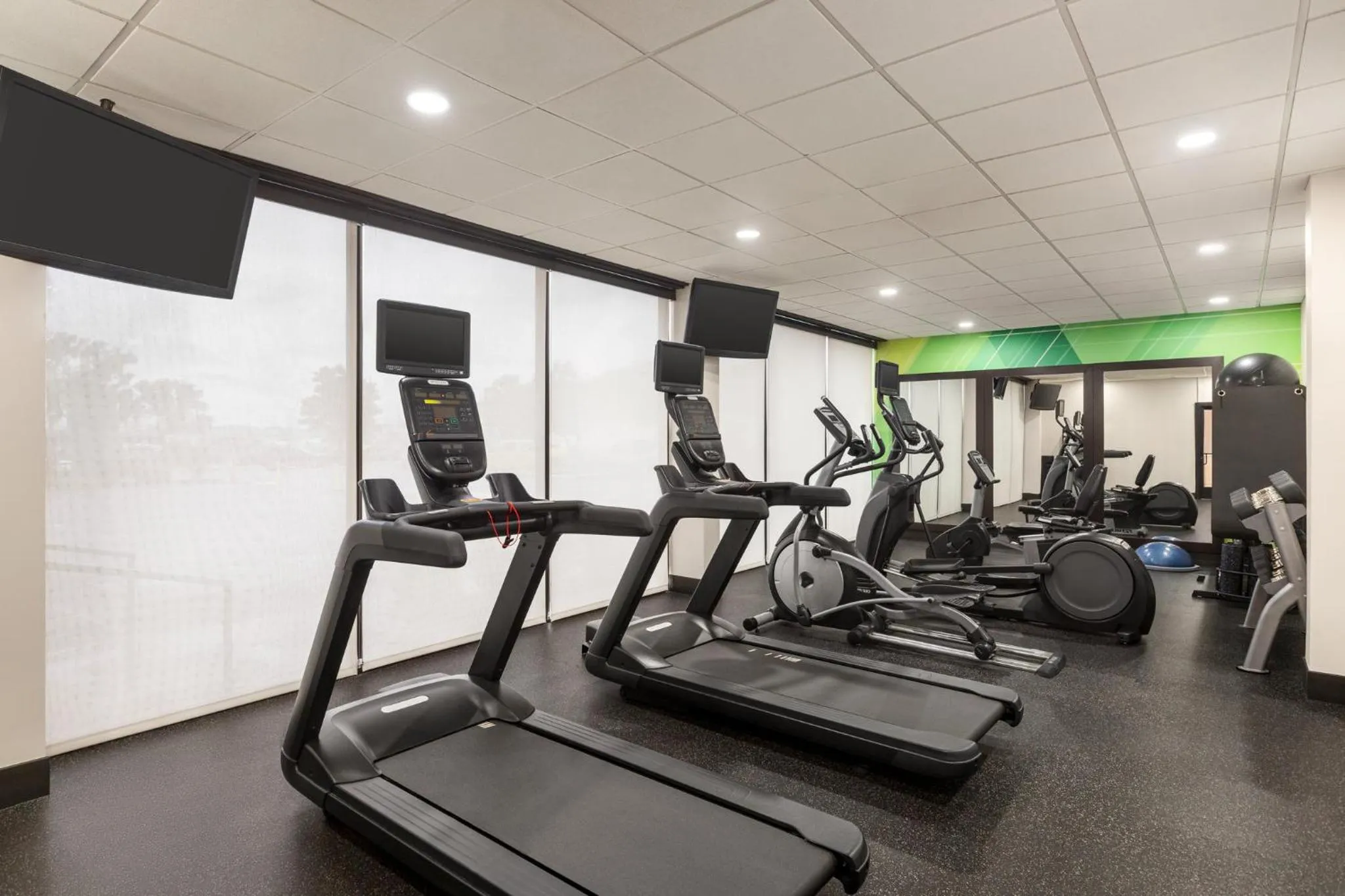 Fitness centre/facilities in Holiday Inn Nashville Downtown - Stadium by IHG