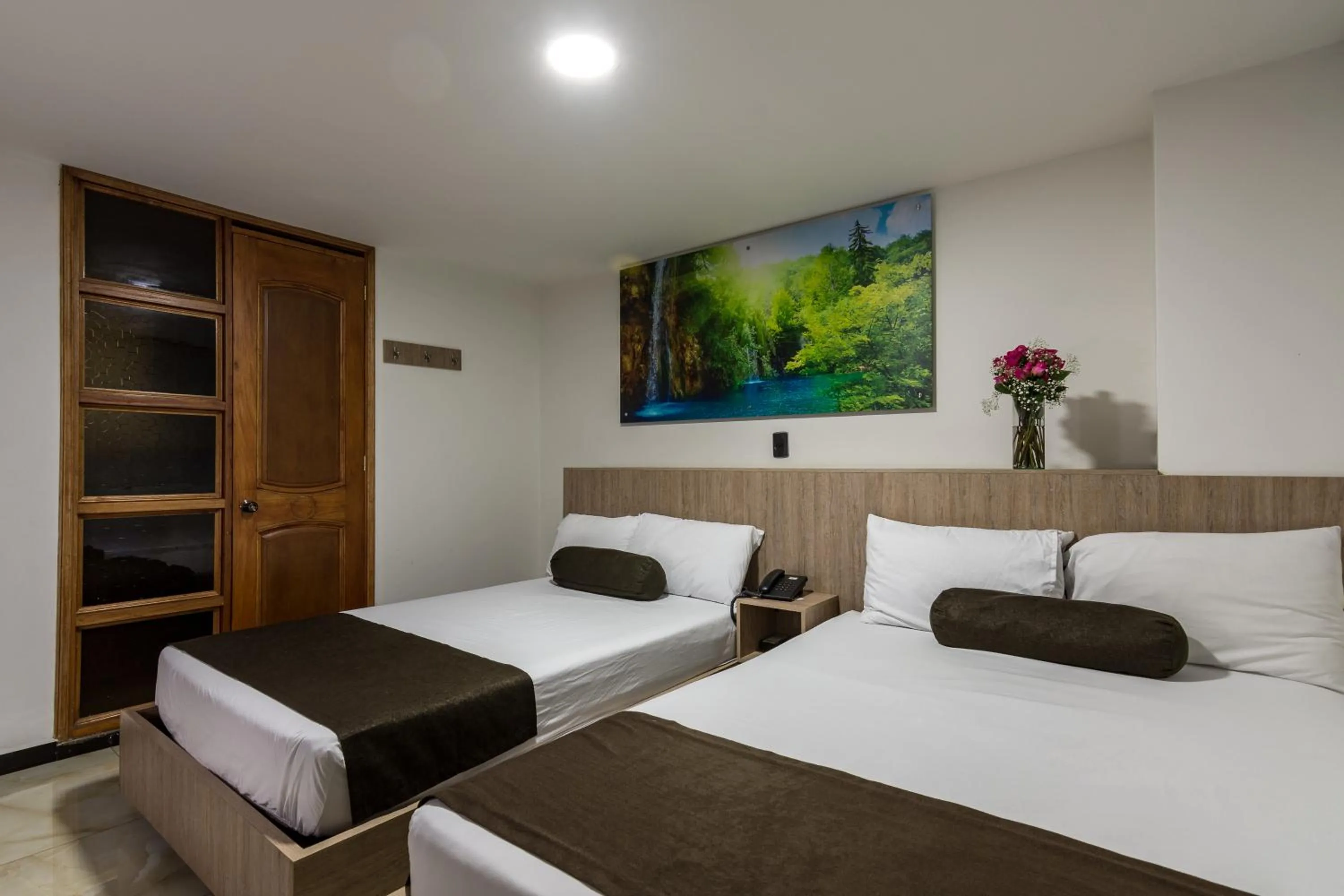 Photo of the whole room, Bed in Hotel Med Estadio