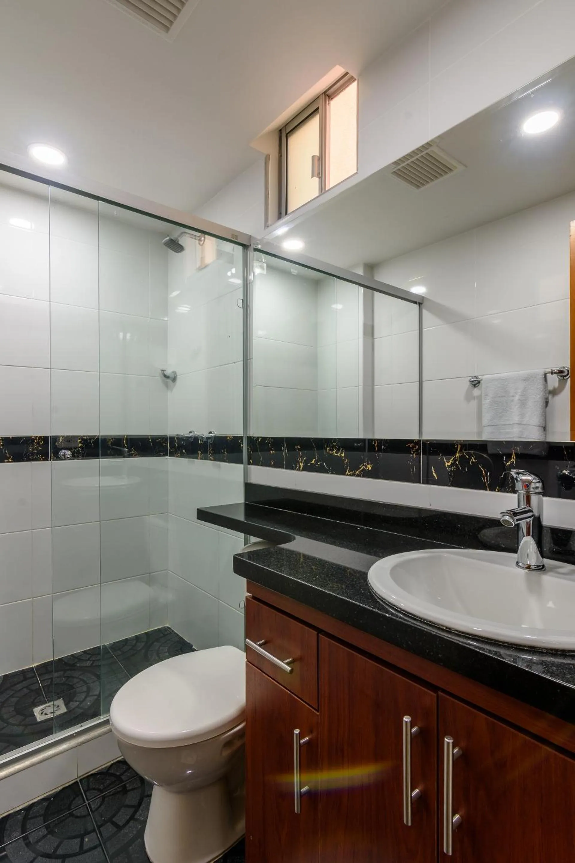 Bathroom in Hotel Med Estadio