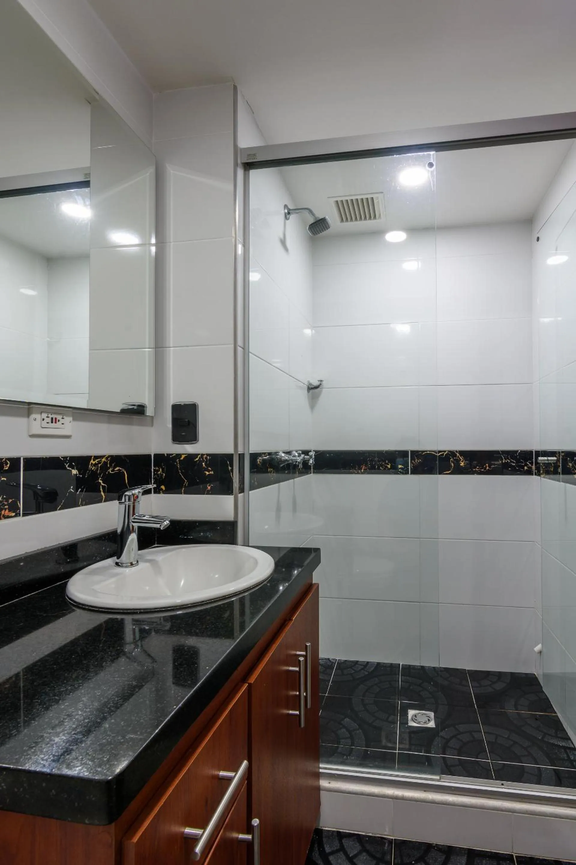 Bathroom in Hotel Med Estadio