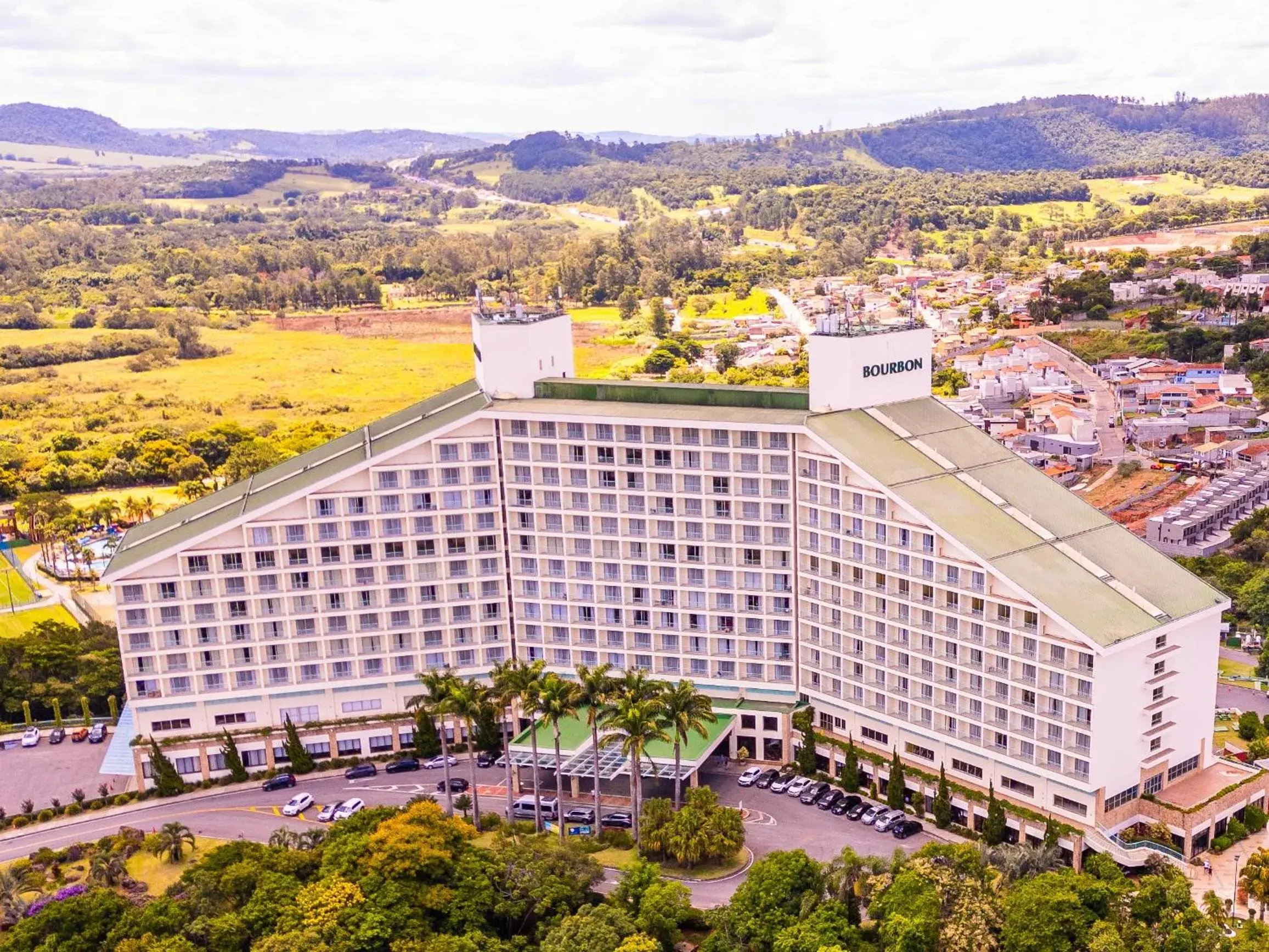 Property building in Bourbon Resort Atibaia Property building in Bourbon Resort Atibaia