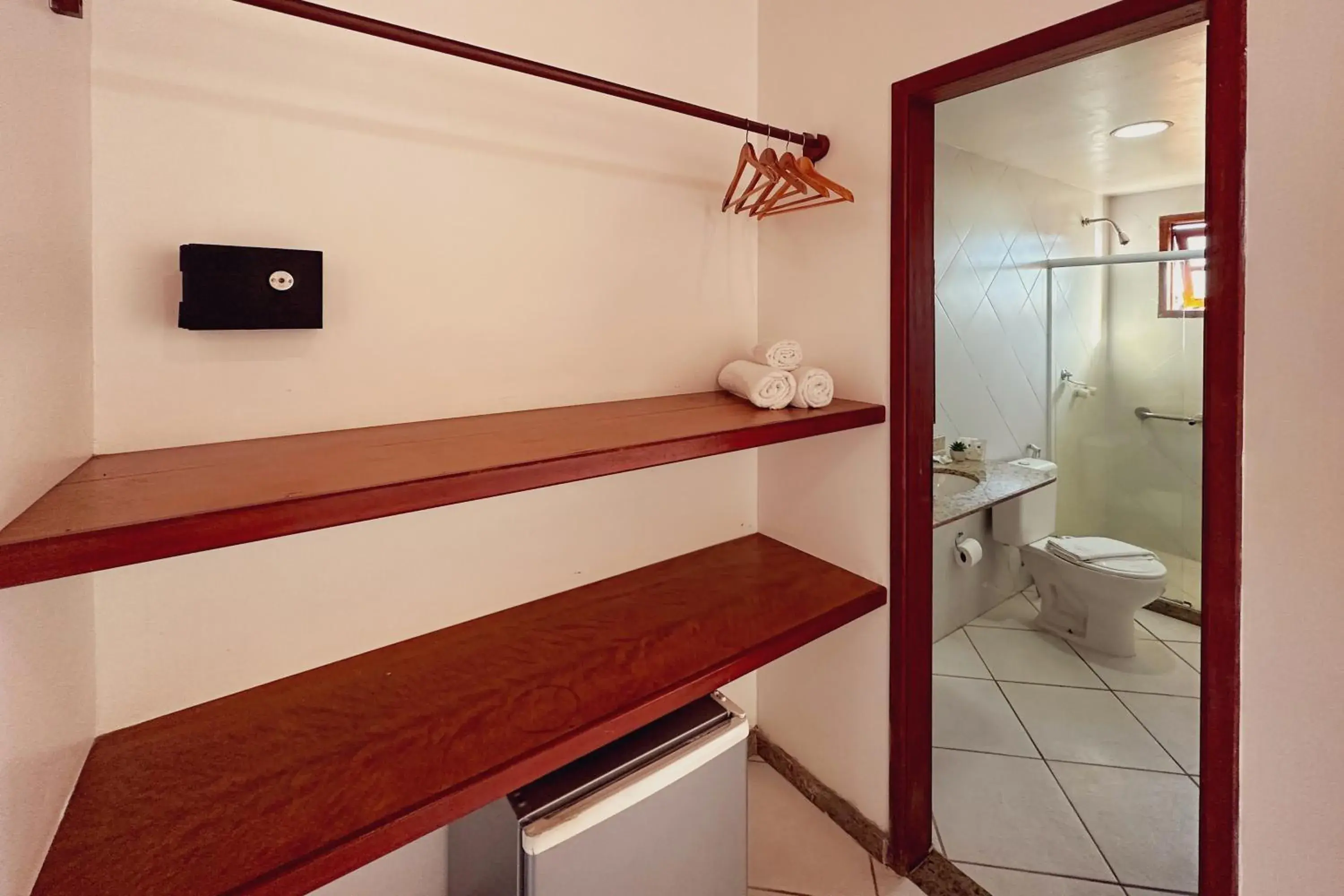 Standard Quadruple Room in Pousada MAR João Fernandes Standard Quadruple Room in Pousada MAR João Fernandes