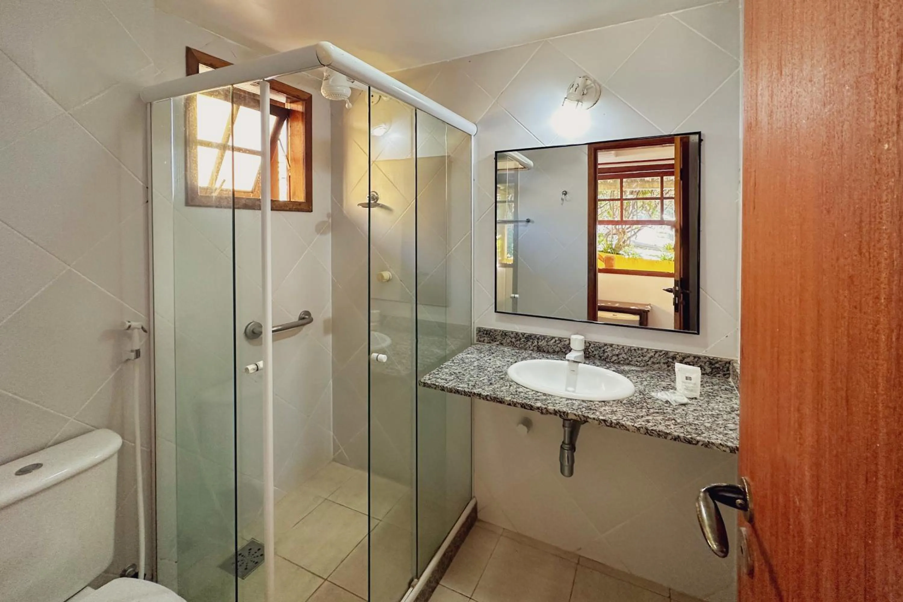 Shower in Côte D`azur Buzios