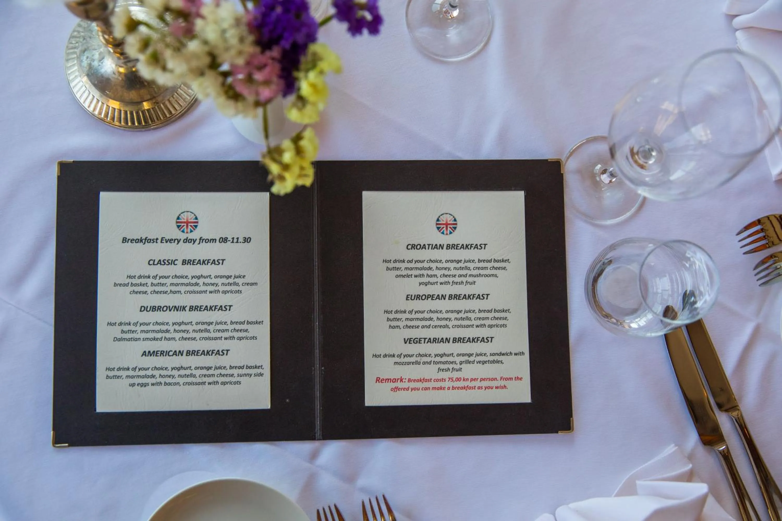 Breakfast in Bova Luxury Rooms