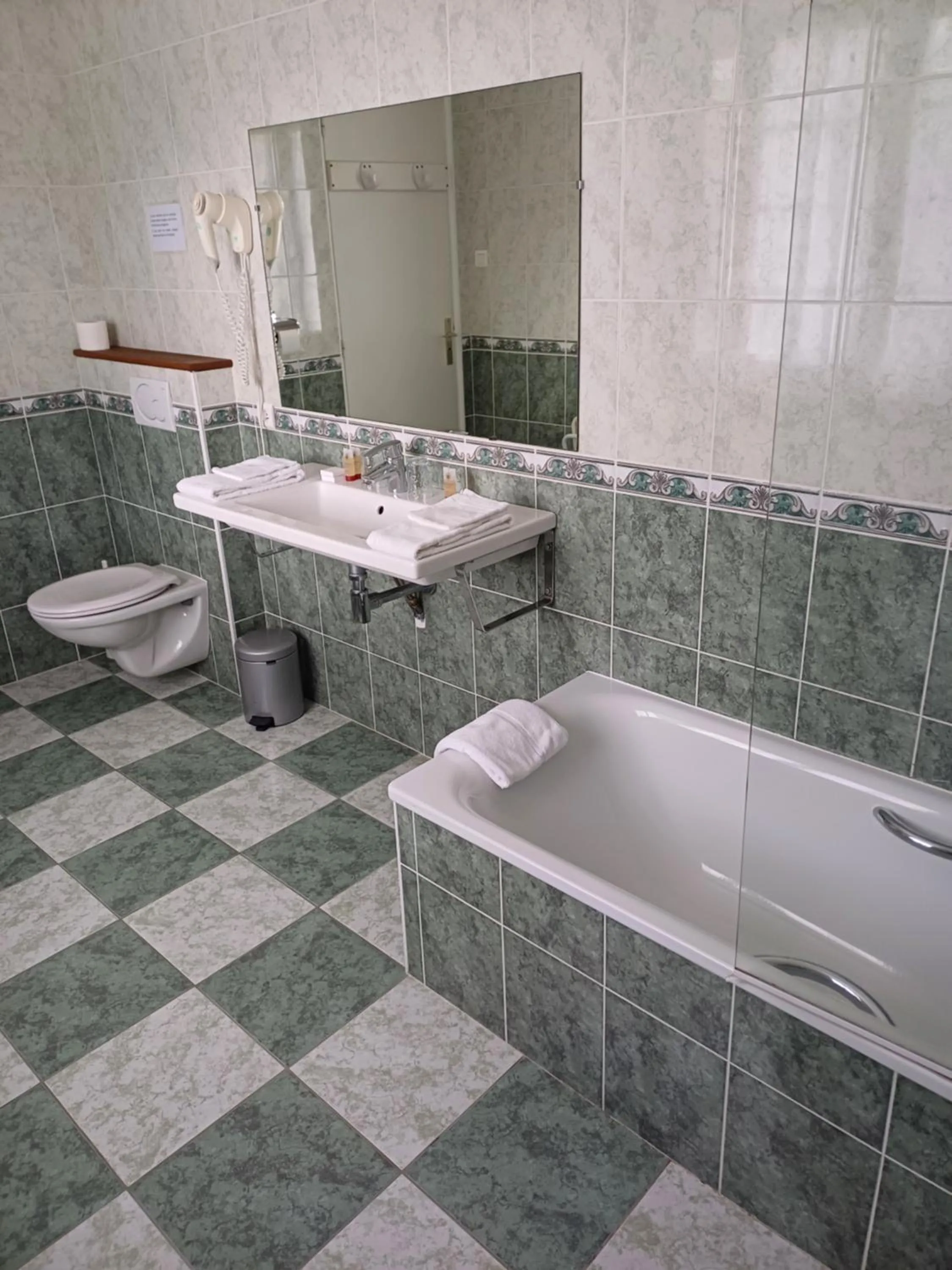 Toilet in Manoir Du Stang