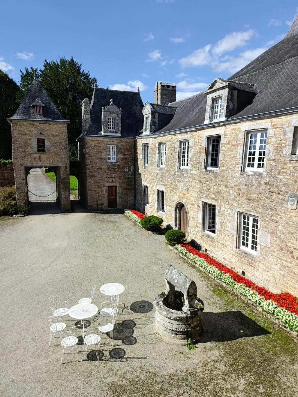 Garden view in Manoir Du Stang