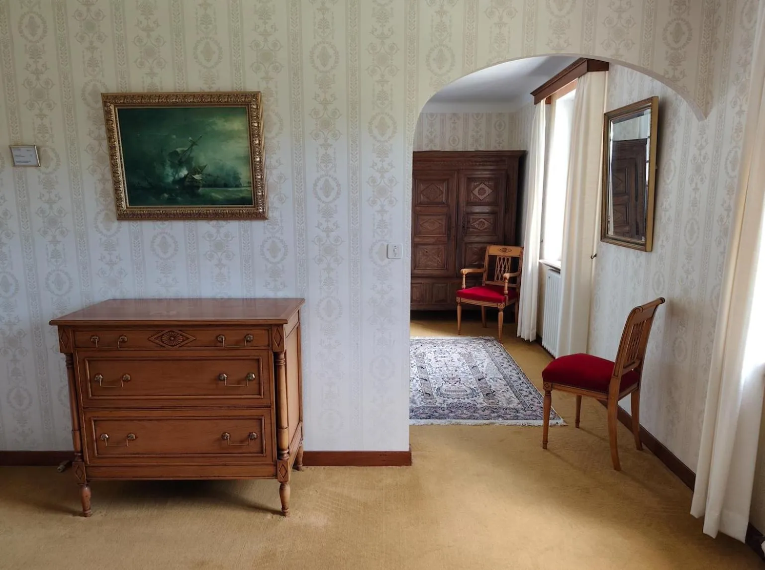 Photo of the whole room in Manoir Du Stang