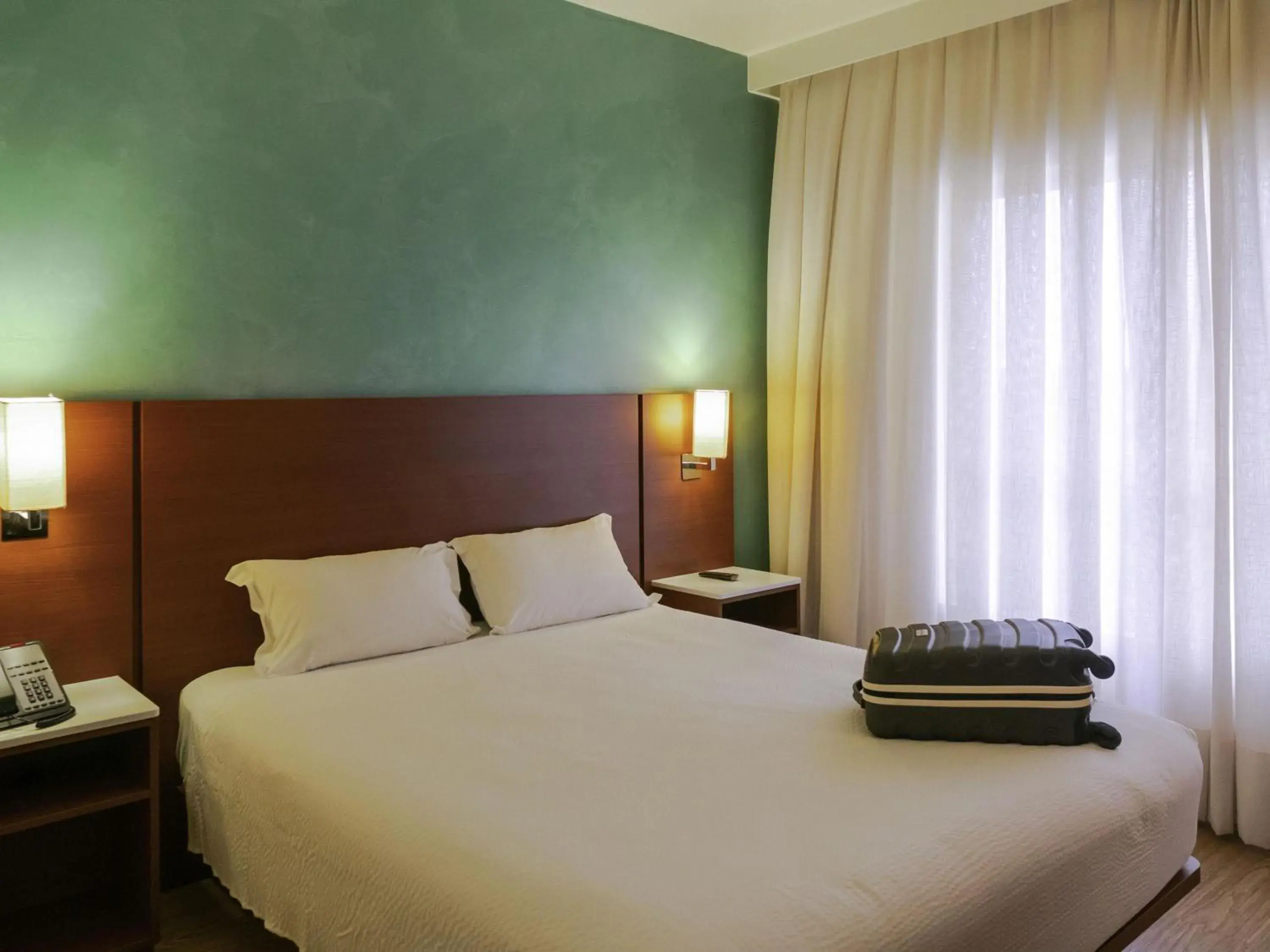 Bedroom, Bed in ibis Styles Curitiba Aeroporto Bedroom, Bed in ibis Styles Curitiba Aeroporto