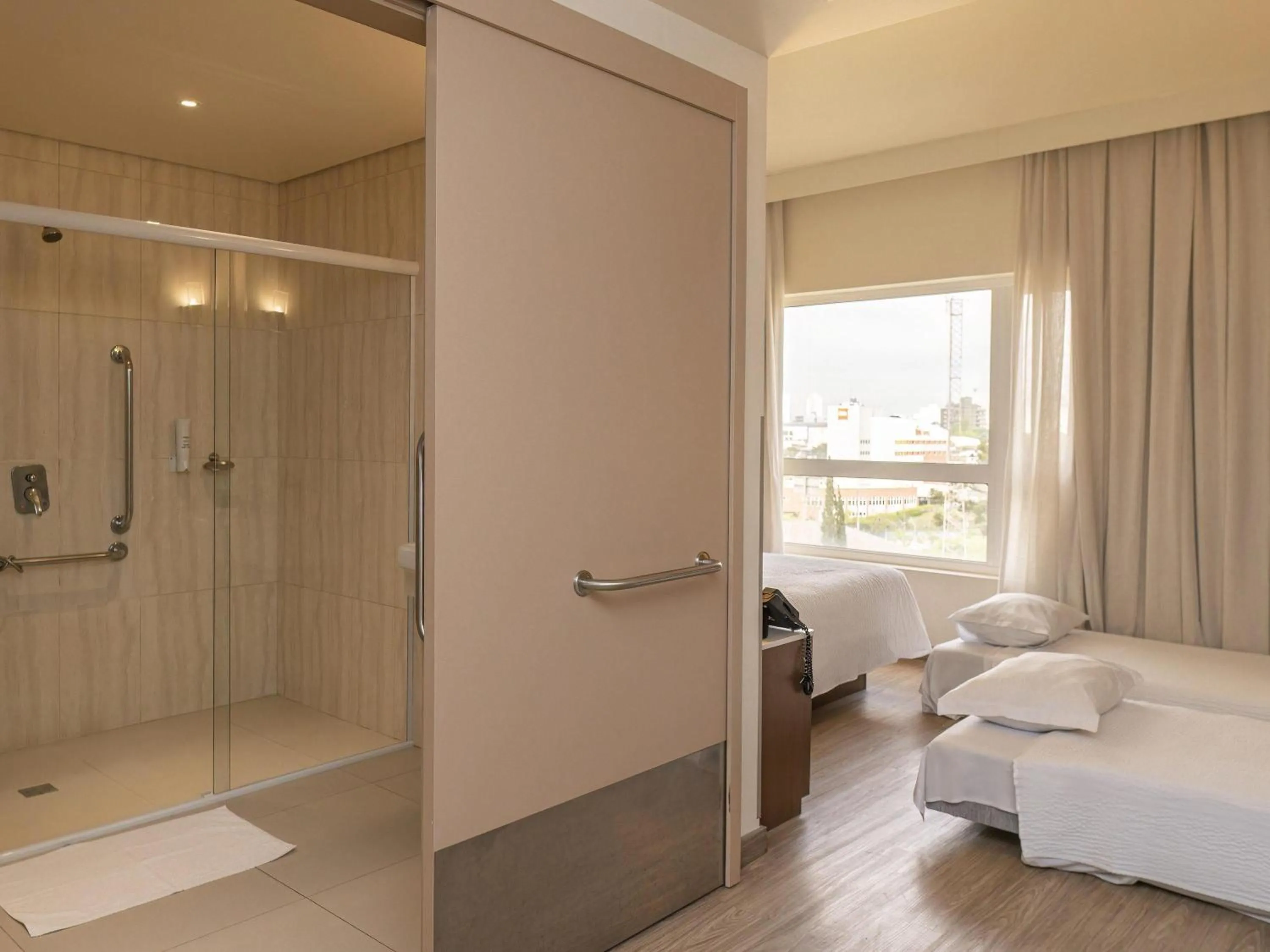 Bedroom, Bed in ibis Styles Curitiba Aeroporto