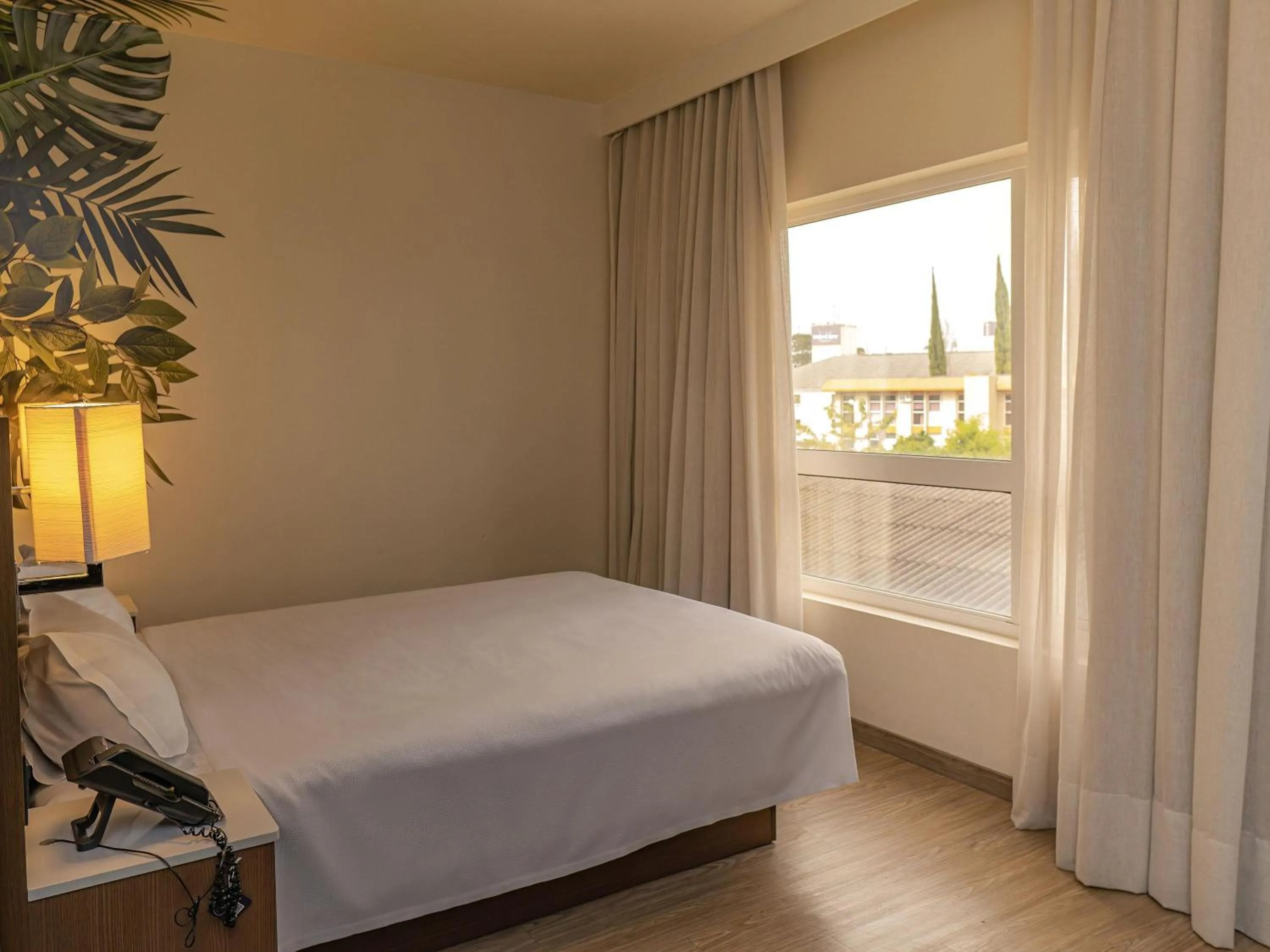 Bedroom, Bed in ibis Styles Curitiba Aeroporto