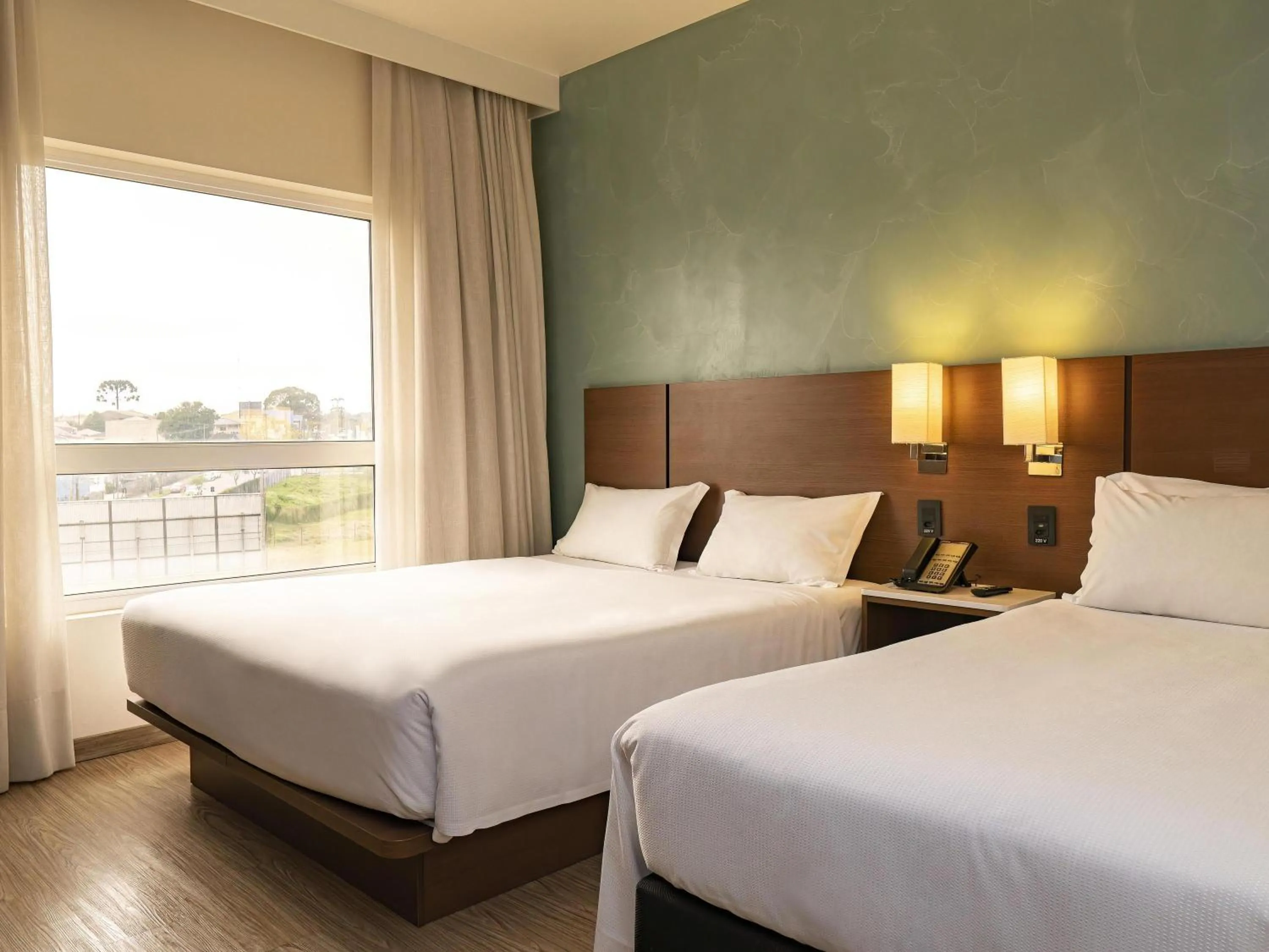 Bedroom, Bed in ibis Styles Curitiba Aeroporto