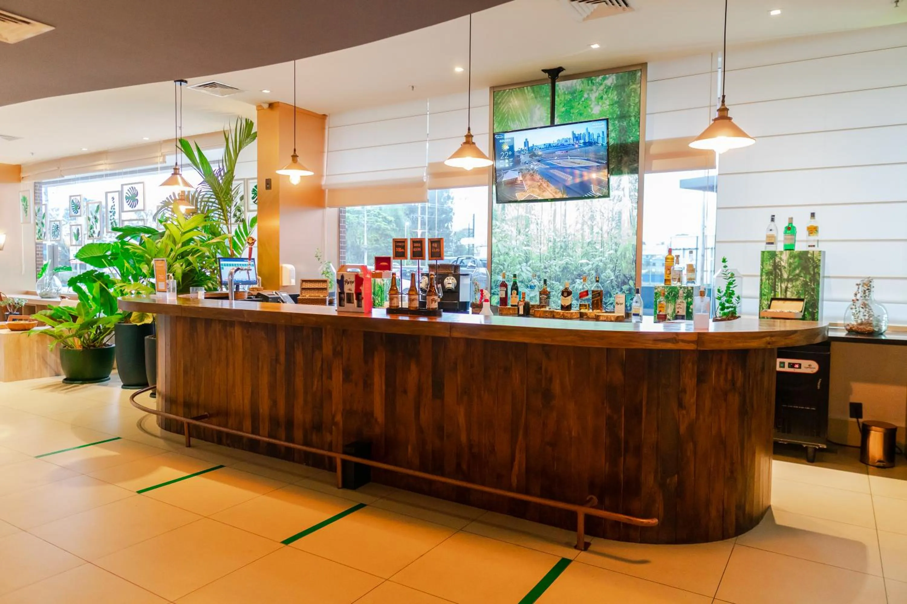Lounge or bar in ibis Styles Curitiba Aeroporto