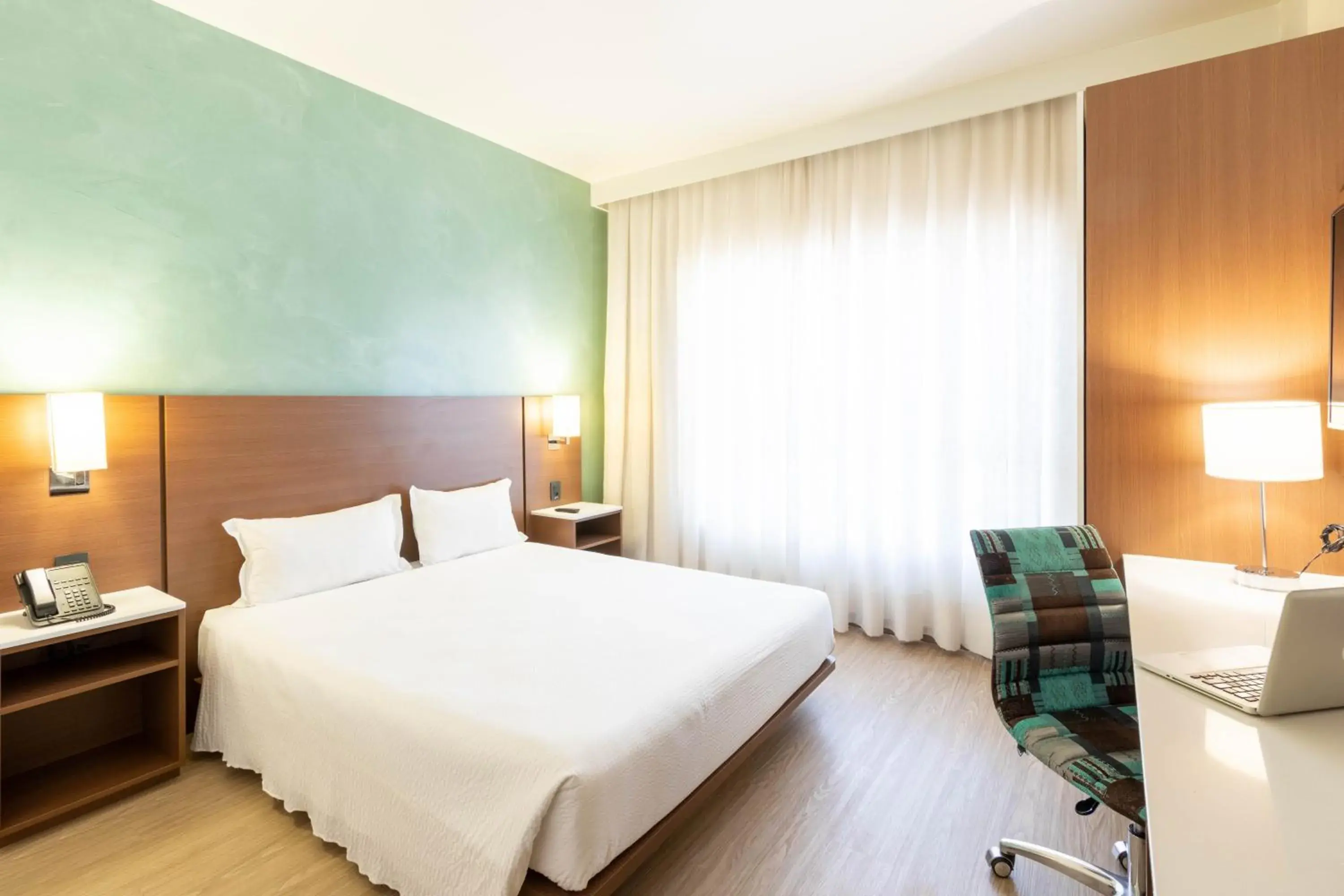 Standard Apartment with One Double Bed - single occupancy in ibis Styles Curitiba Aeroporto Standard Apartment with One Double Bed - single occupancy in ibis Styles Curitiba Aeroporto