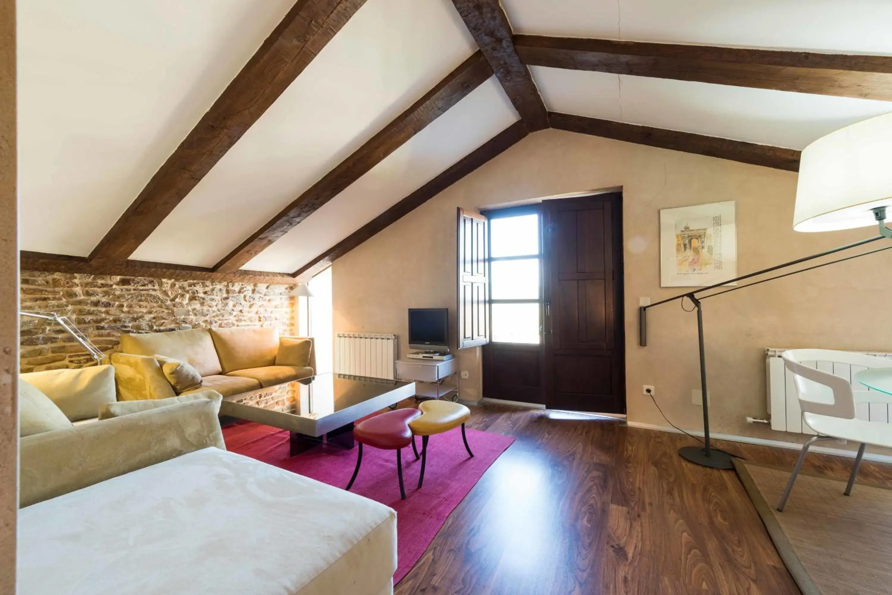 TV and multimedia, Bed in Posada Real de Las Misas TV and multimedia, Bed in Posada Real de Las Misas